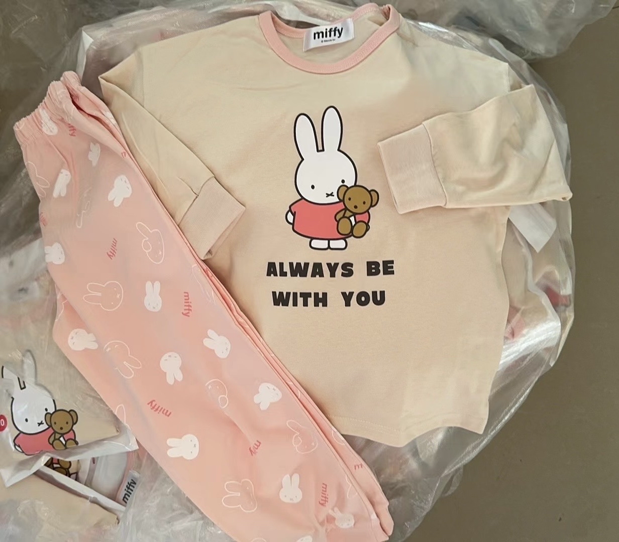 B0097 Miffy 家居服 