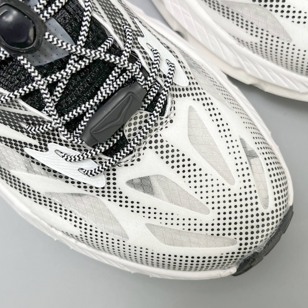 Hoka Mafate Speed 4 Lite