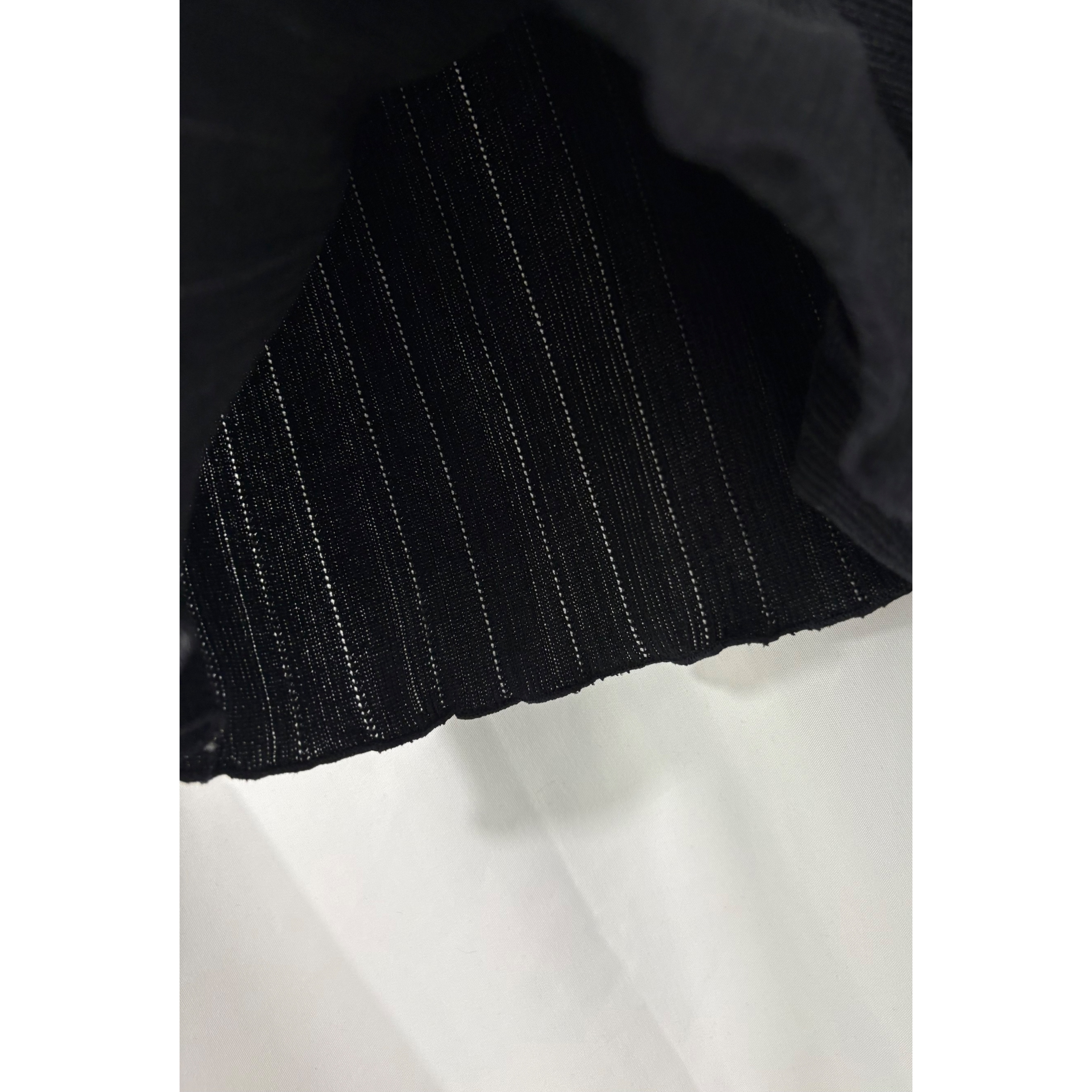 新品價5月22截💙2605S《PINSTRIPE TIE-WAIST SHORTS》