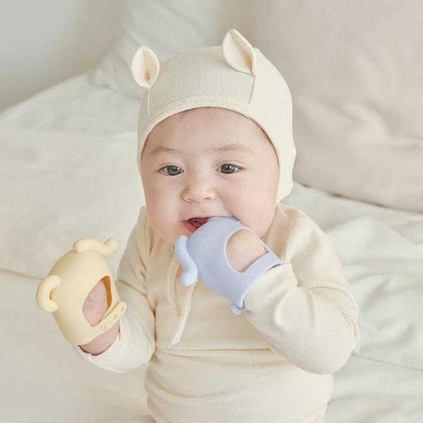 部分現貨🇰🇷預訂 韓國直送🇰🇷MOYUUM四色白金矽膠大象型手環式嬰兒牙膠連盒