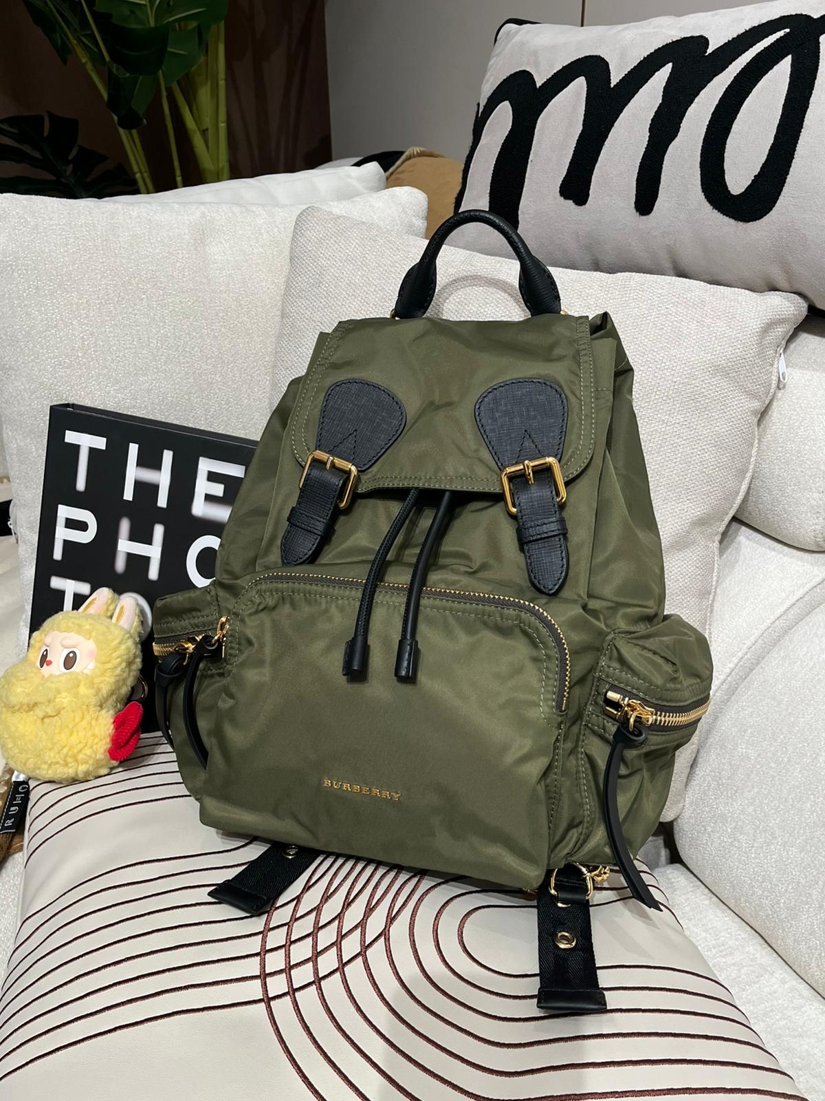 全新 Burberry backpack nylon 金扣 100%Authentic,全新未使用品 ✅ 原裝吊牌 ✅dust bag 