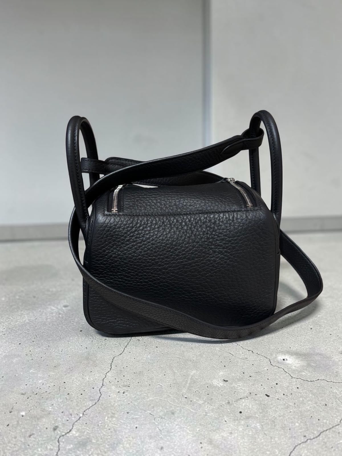 Hermes Mini Lindy Stamp W 黑銀 100%Authentic, 99%New ✅收據副本✅Dust bag✅Box