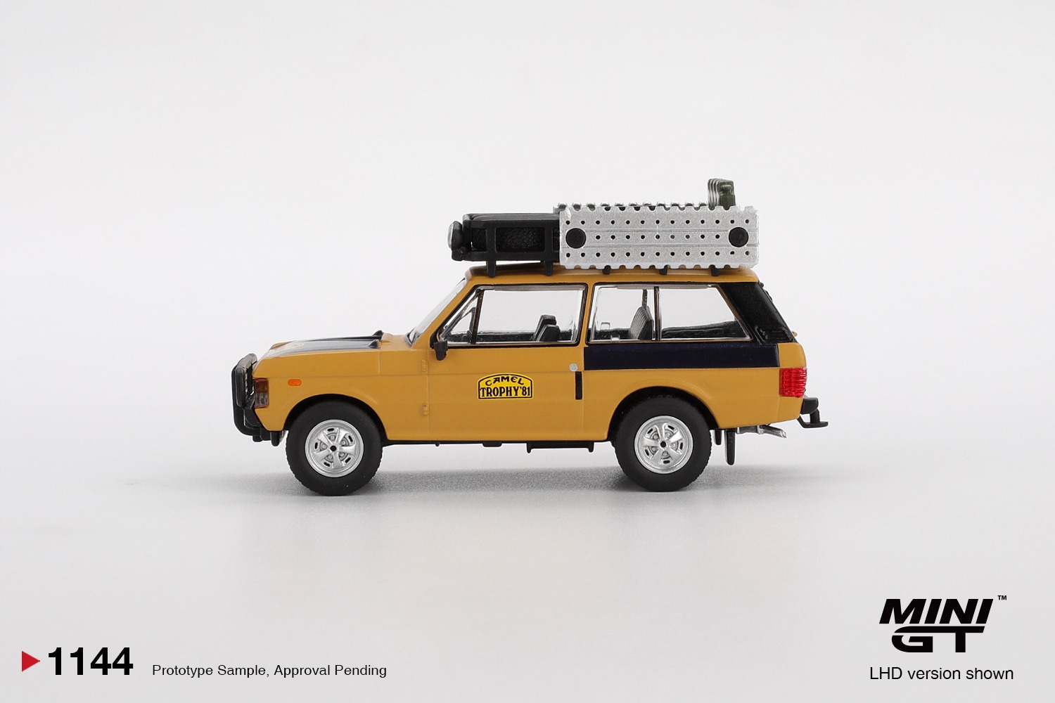 Mini GT 1/64 Range Rover 1981 Camel Trophy Sumatra C.Swoboda & K.Mentel Winner - MGT01144-L