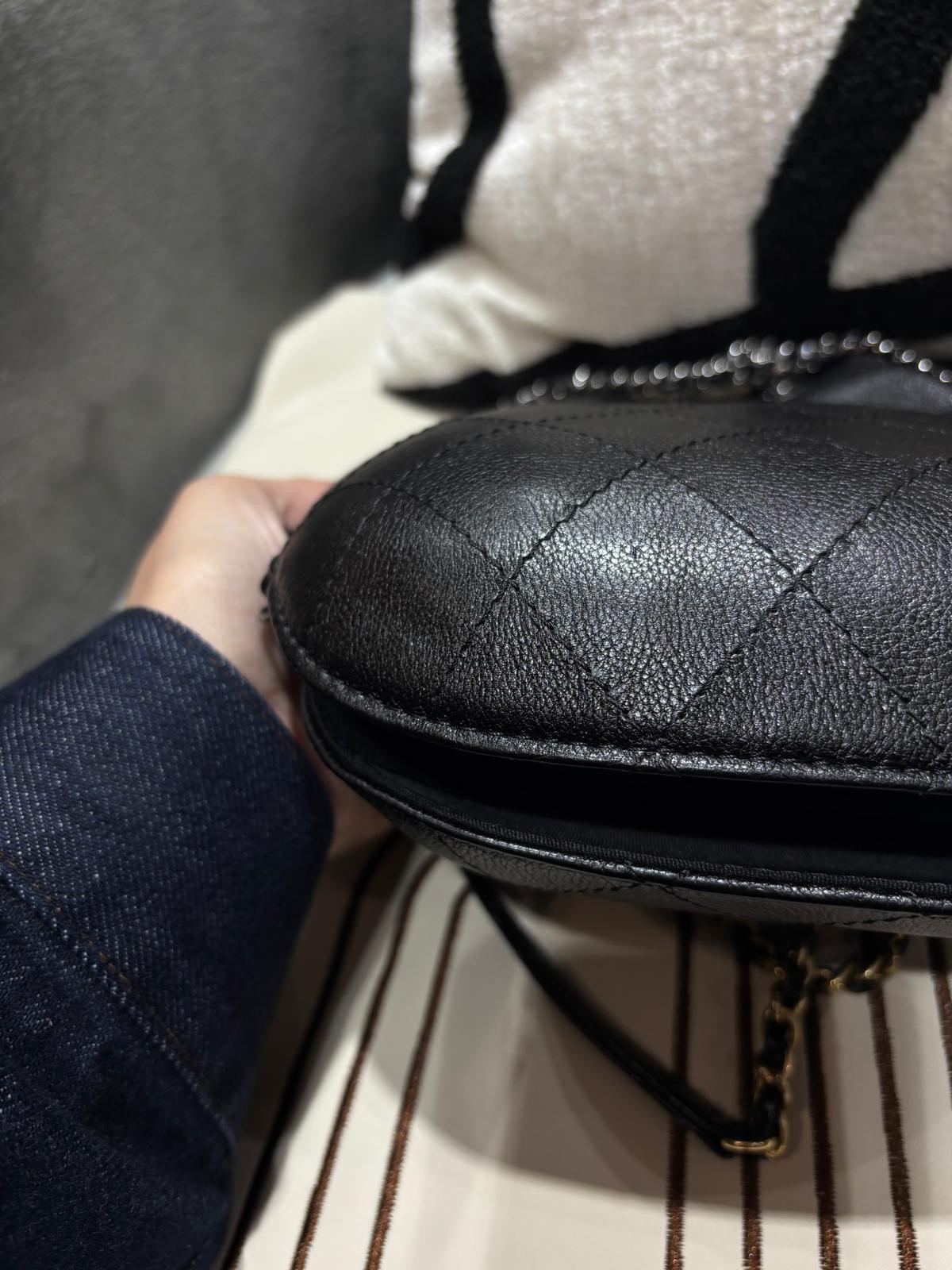 CHANEL Small Gabrielle bucket chain Shoulder Bag 黑色魚子醬牛皮cc 調節扣肩背包100%Authentic, 98%new ✅card ✅dust bag ✅box 