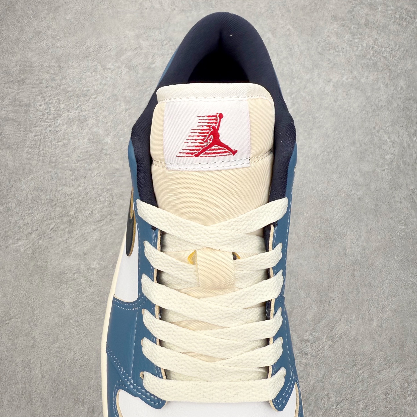 Air Jordan 1 Low HM3711-144