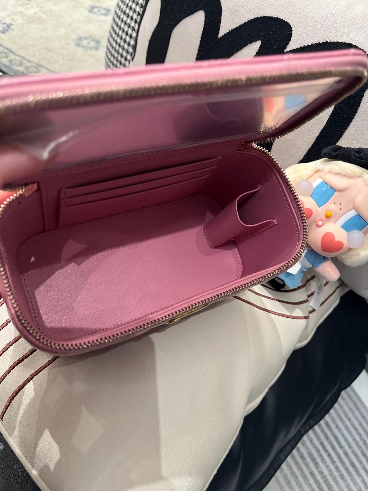 Chanel Vanity With Chain 雙金球長盒子 100%Authentic, 閑置品 ✅晶片✅Dust bag✅Box