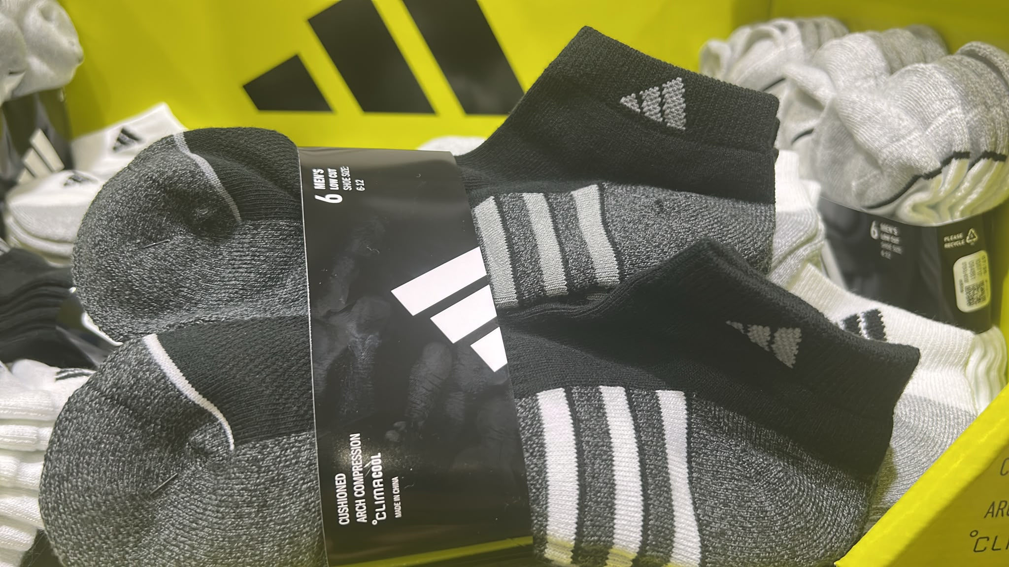 日本Costco Adidas 襪 1 set 6對(黑/白）