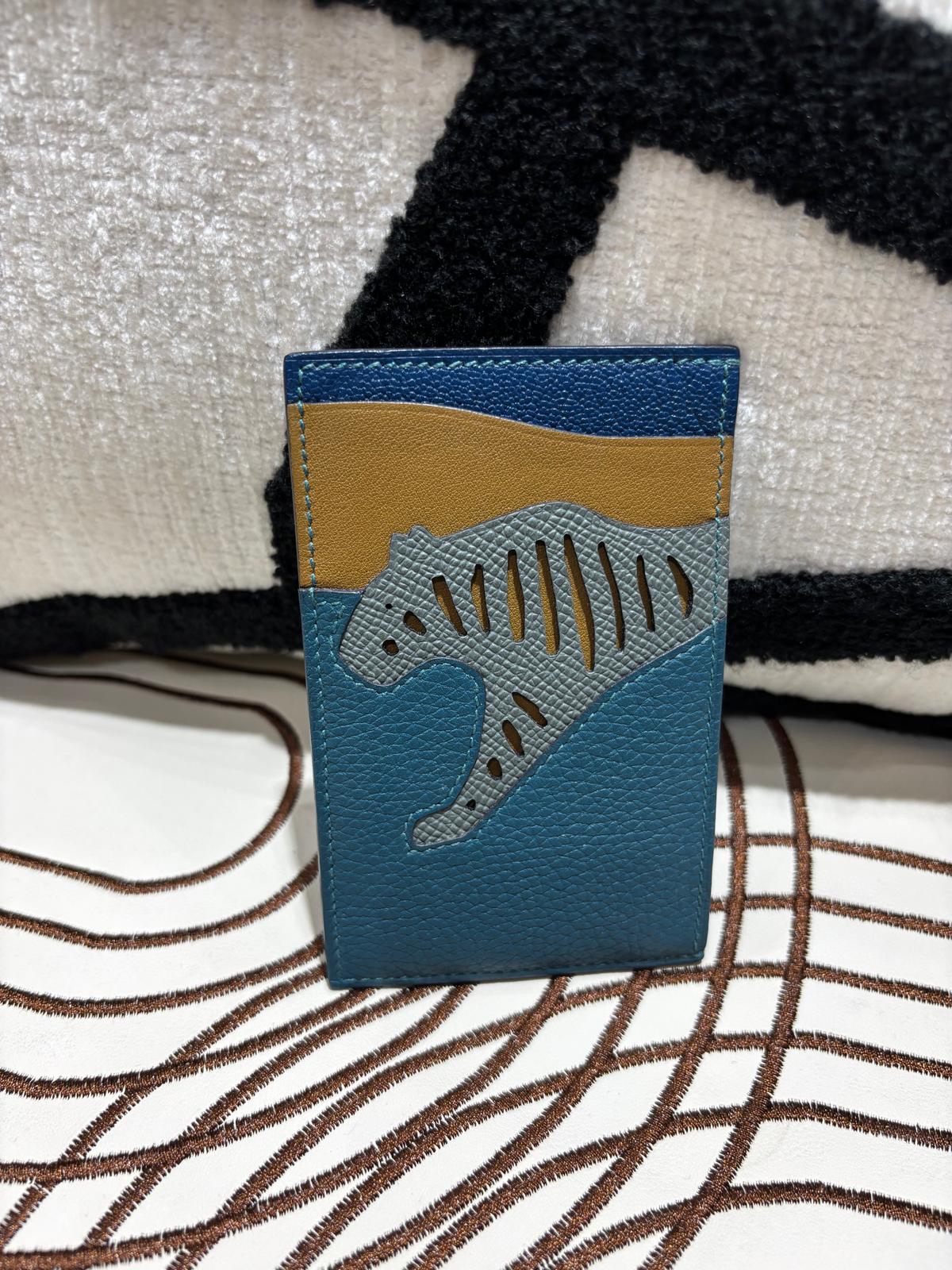 HERMES Rooroo 3CC Card Holder 卡包 2H 大地色 Kraft 63 ,Vert Amande S4 深邃藍 Deep Blue W0 博斯普鲁斯綠 Vert Bosphore Togo皮 Epsom皮 100%Authentic, 98%New✅dust bag 