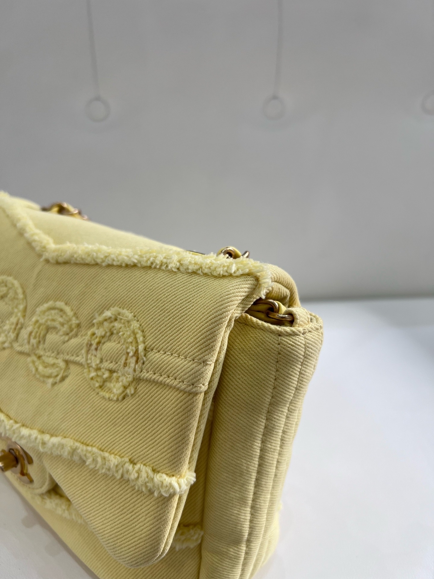 【預訂貨品】Chanel小雞黃牛仔布方胖子 