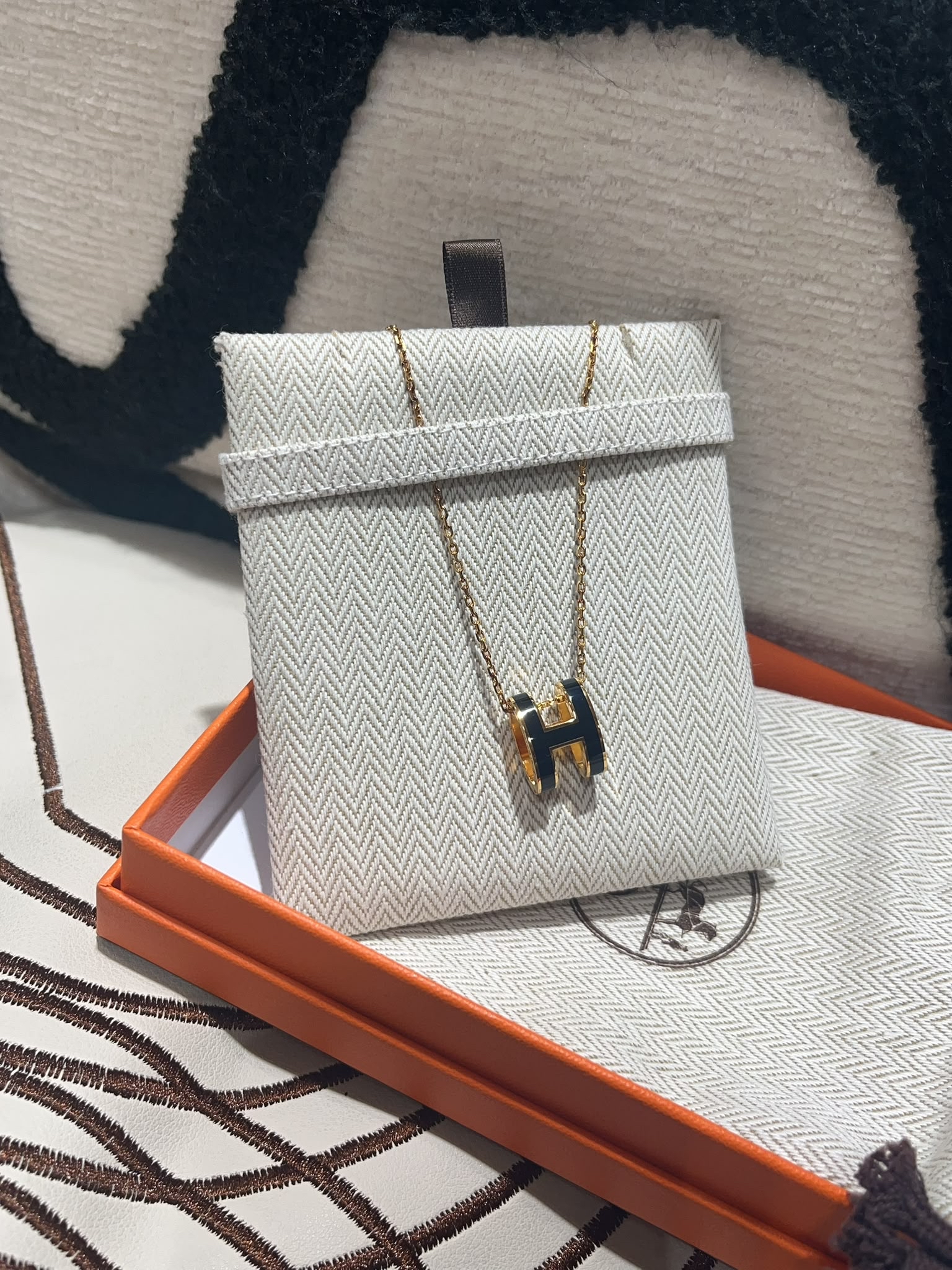 全新 Hermes pop H necklace 黑金大POP H 100%Authentic, 100%New 全新  ✅dust bag ✅box
