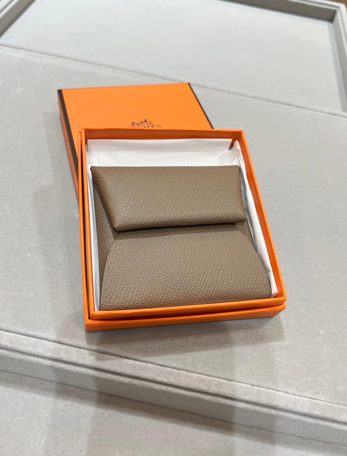 全新Hermes Bastia change purse etoupe  100%Authentic,100%new全新✅box  