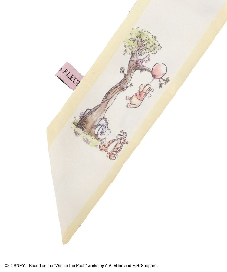 🌸 【預訂】Maison de FLEUR x Pooh - scarf