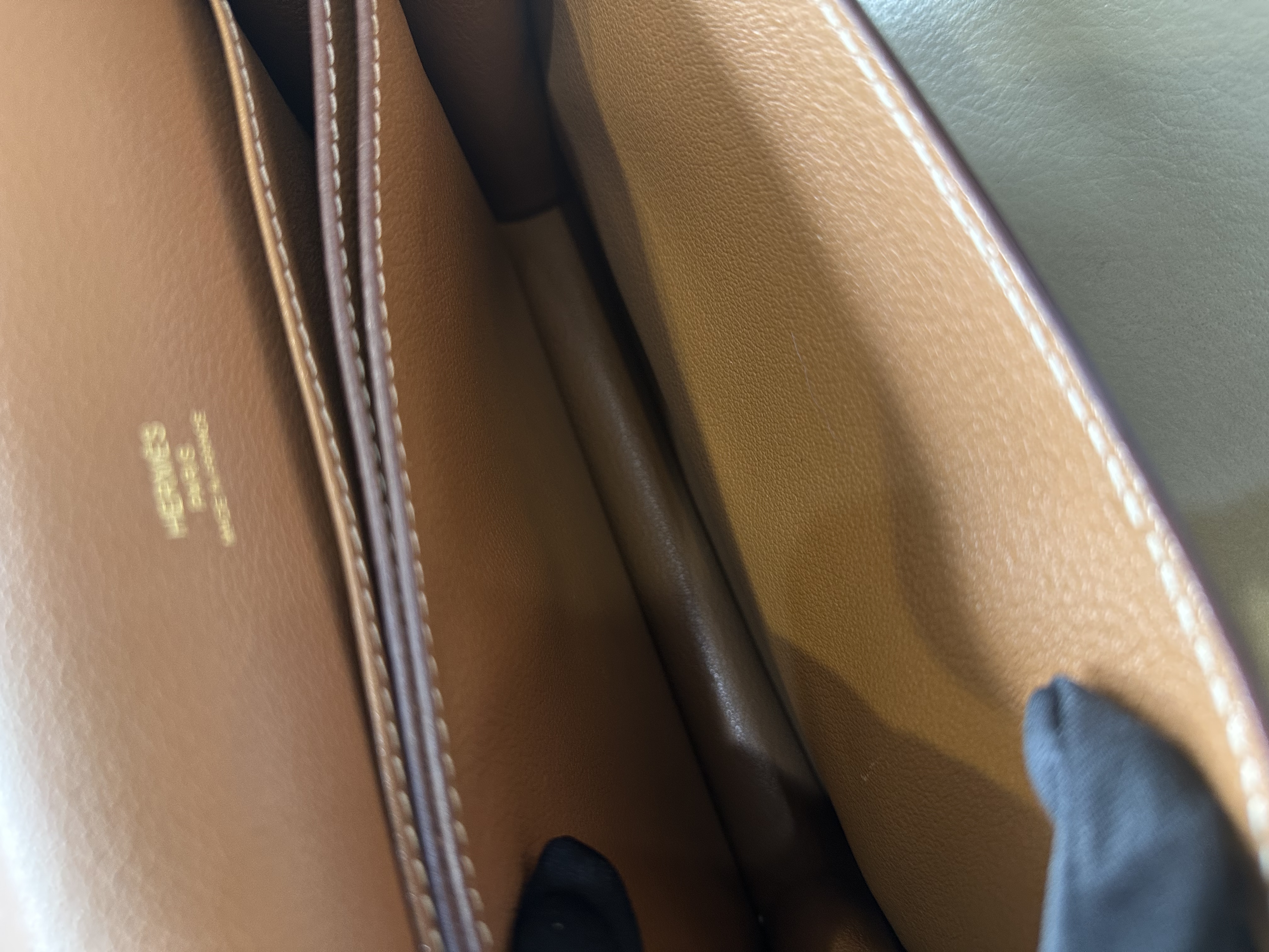 Pre-Owned HERMES Roulis 23 / Stamp D / Product Code: 26042501