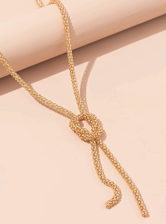 Knot Decor Chain Necklace