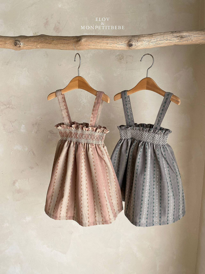 🇰🇷Mon petit bebe 上衣/背帶裙