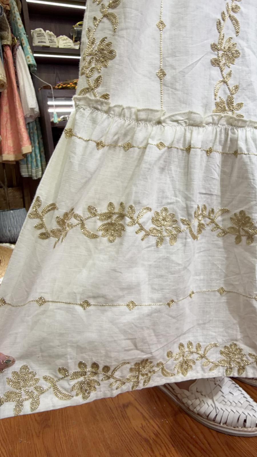 3029 White Golden Fafa Emb OP 49"