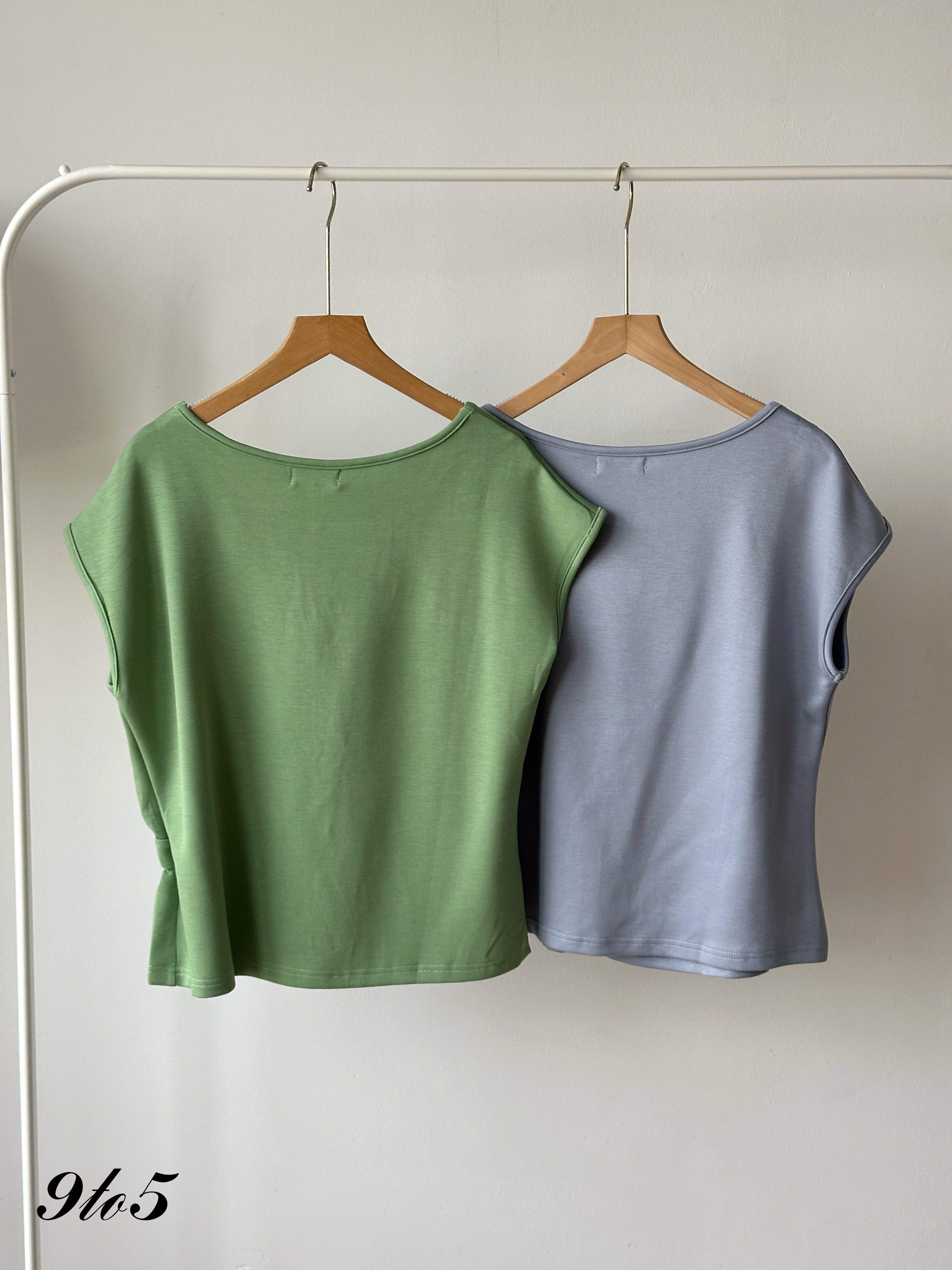 T4369 Round Neck Side Ruched Top - 5 Colors 