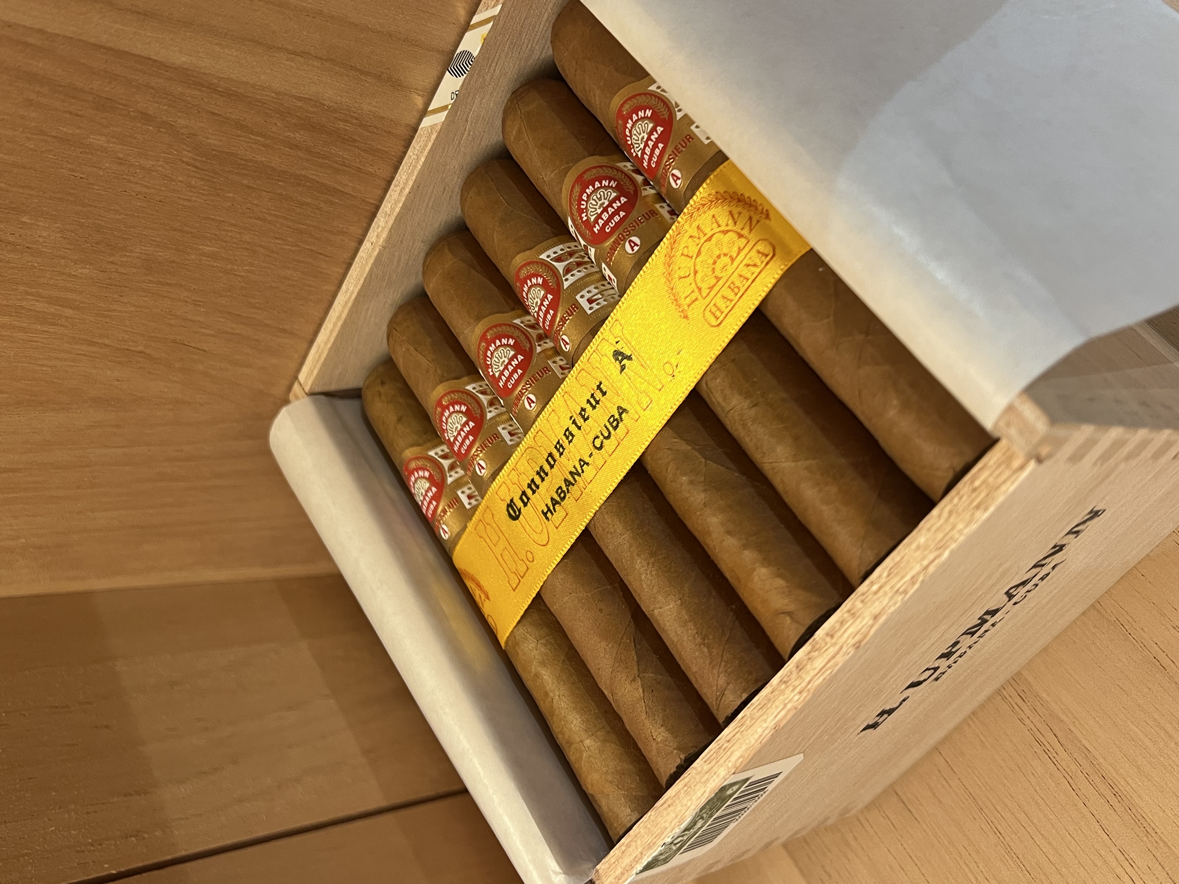 H.Upmann Magnum烏普曼鑑賞家A（25支）