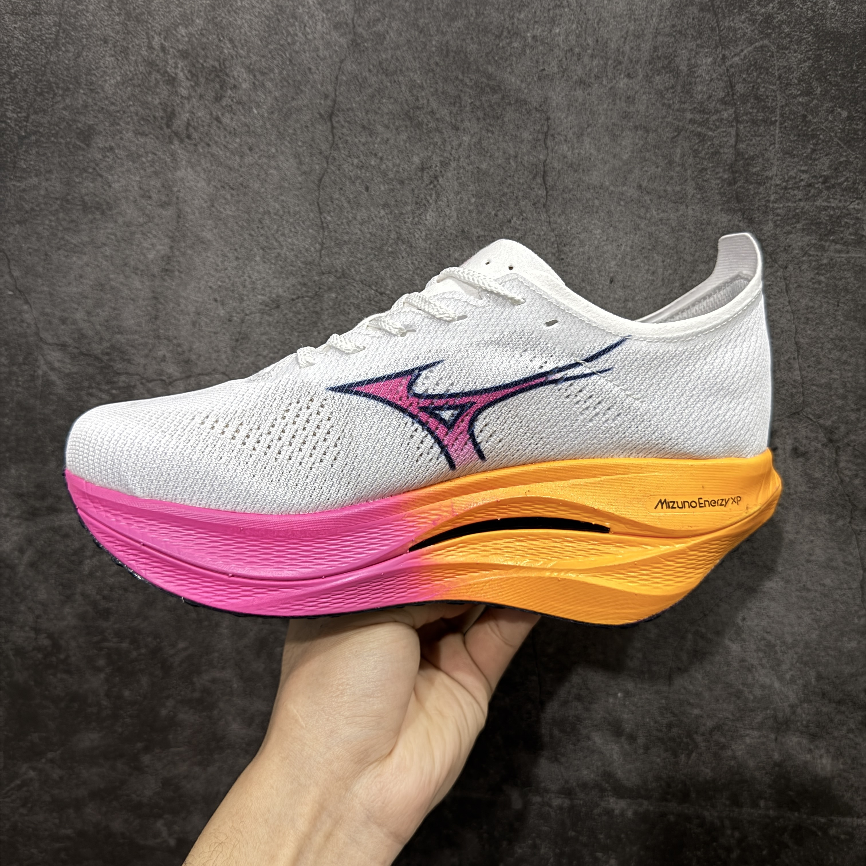 Mizuno Wave Rebellion Pro 3