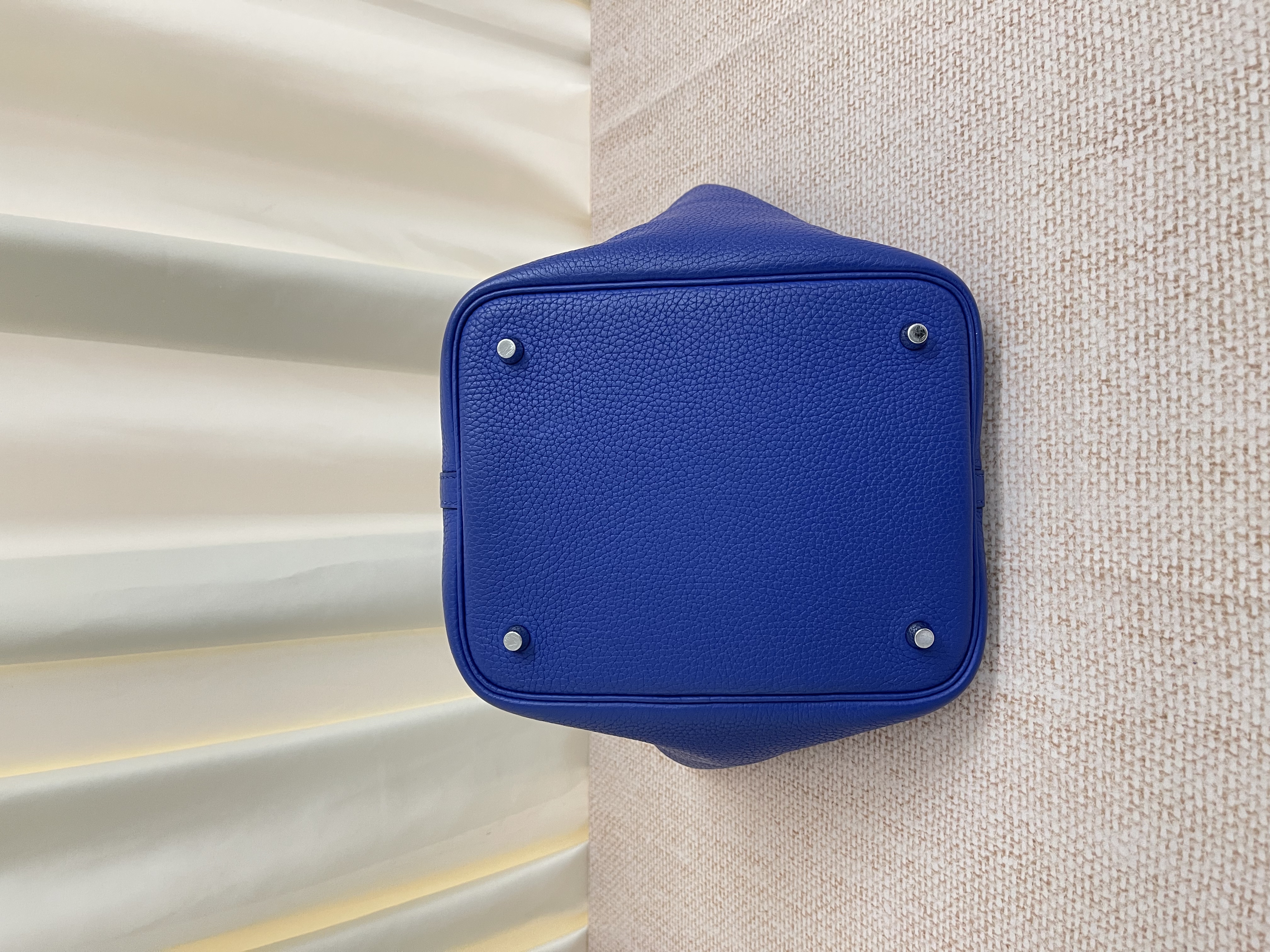 Pre-owned Hermes P22 / Stamp U/ Product Code: 26041509