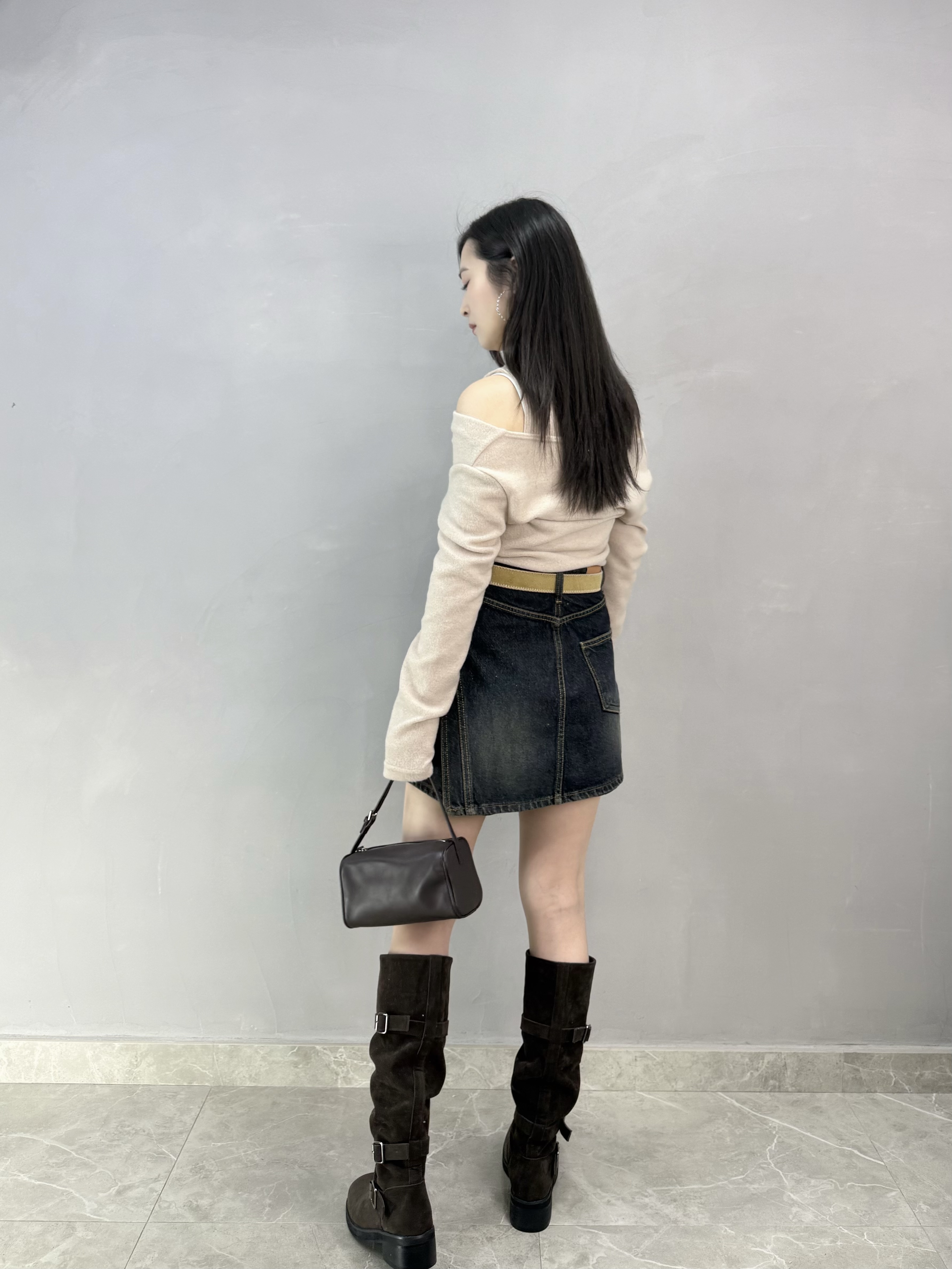 E62 小企領假兩件露膊Top