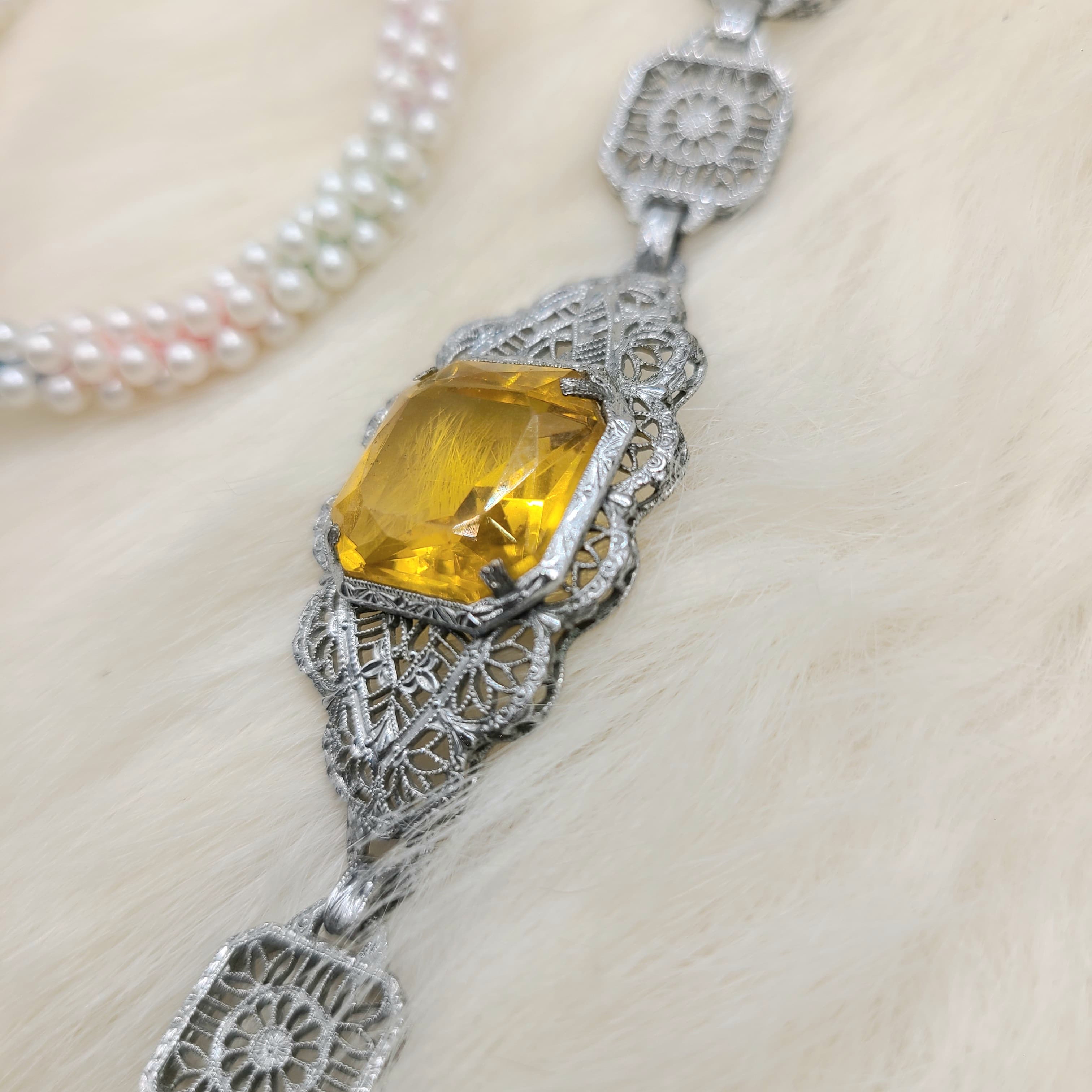 Art Deco 時期黃琉璃鍍銠手鍊