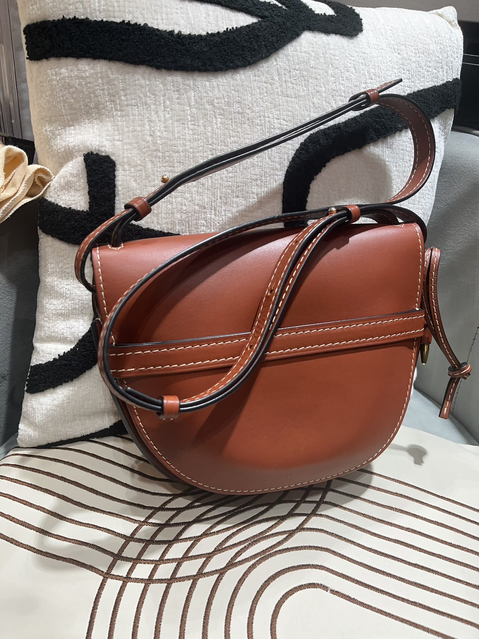 Loewe Gate Small Calfskin Shoulder Bag 100%Authentic, 95%New ☑️Dust bag
