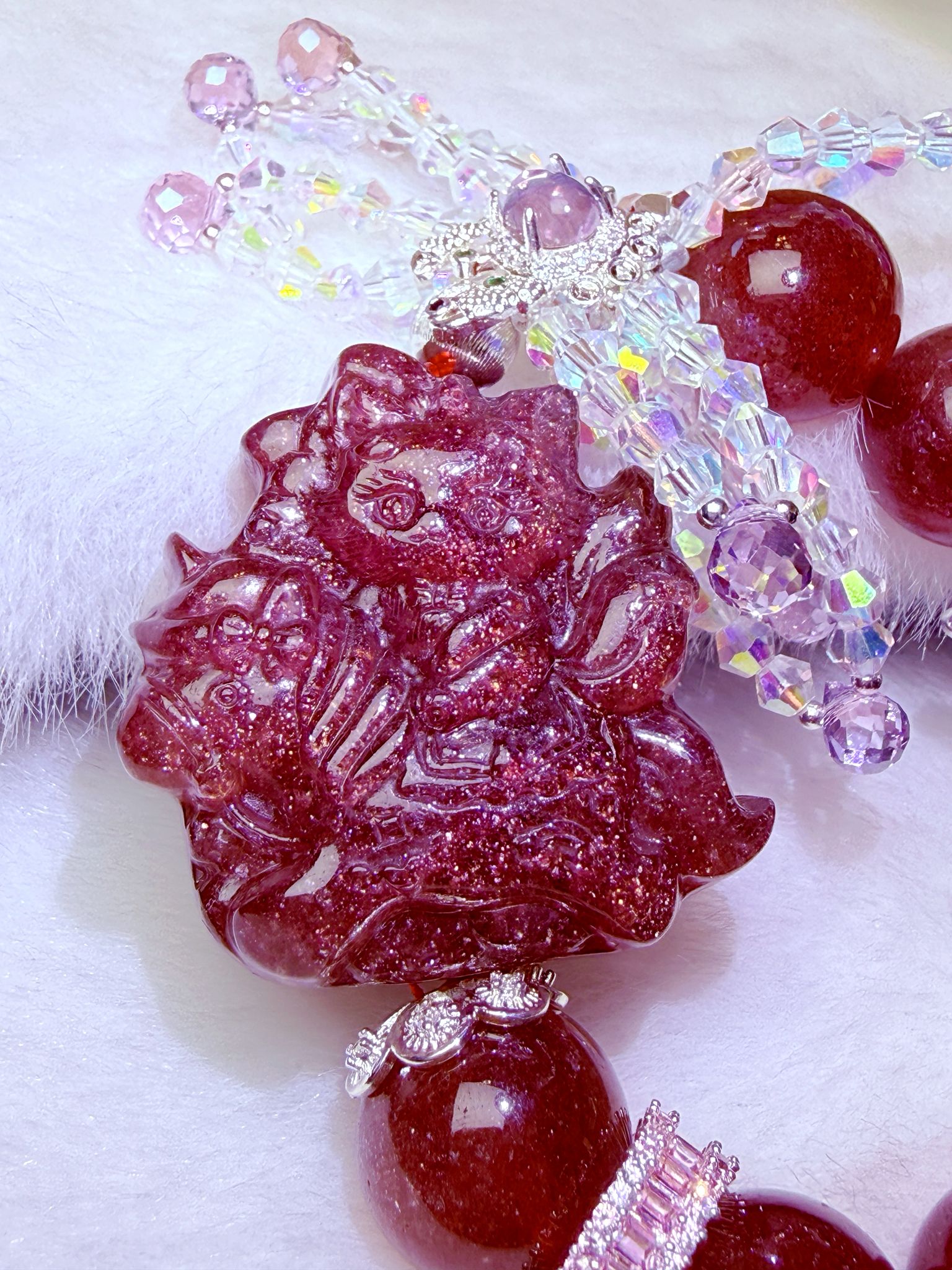 K00128 星光紅草莓 玩具木馬狐小妹 自家設計手鏈