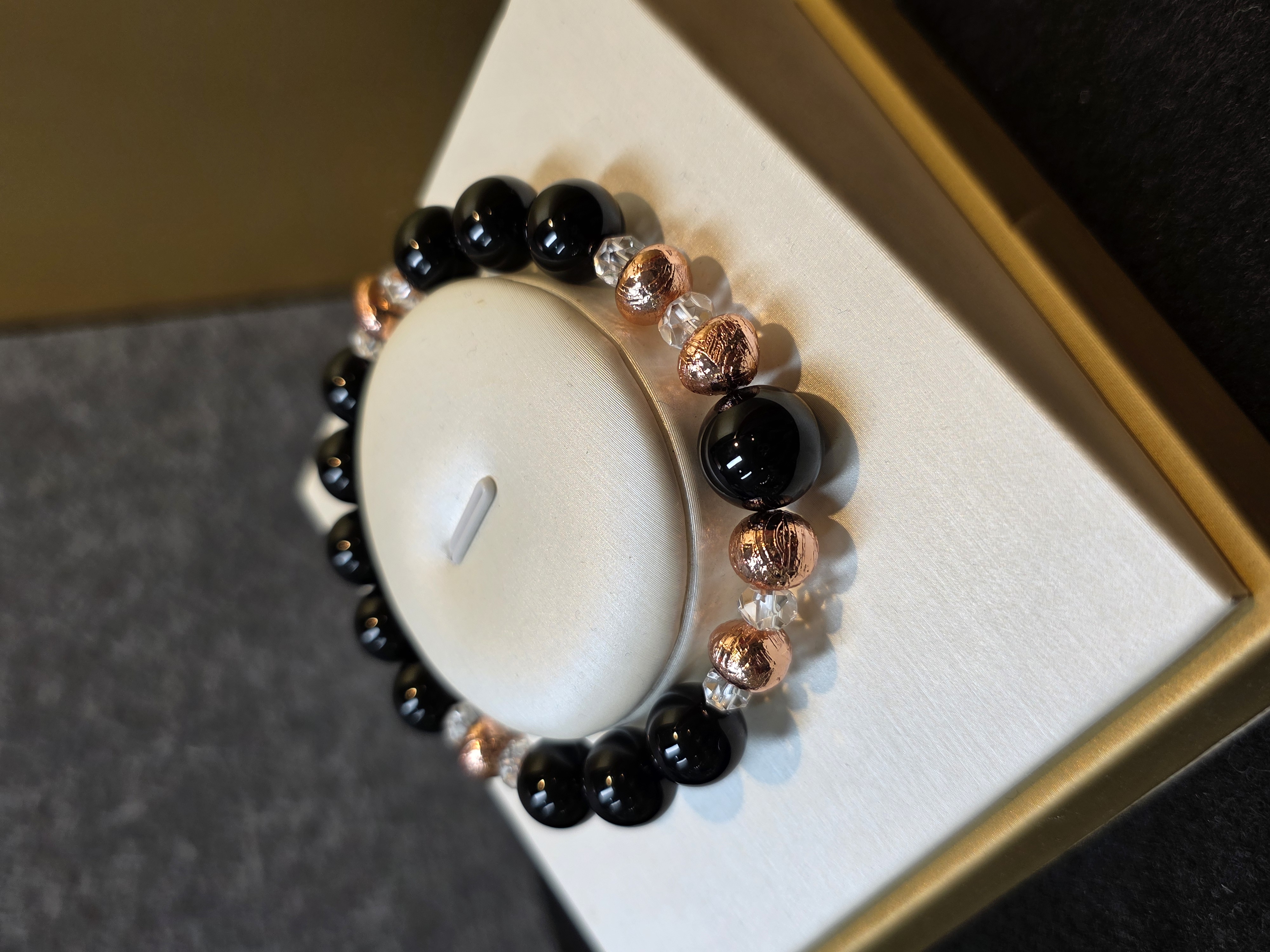 天鐵石黑瑪瑙白水晶手鏈