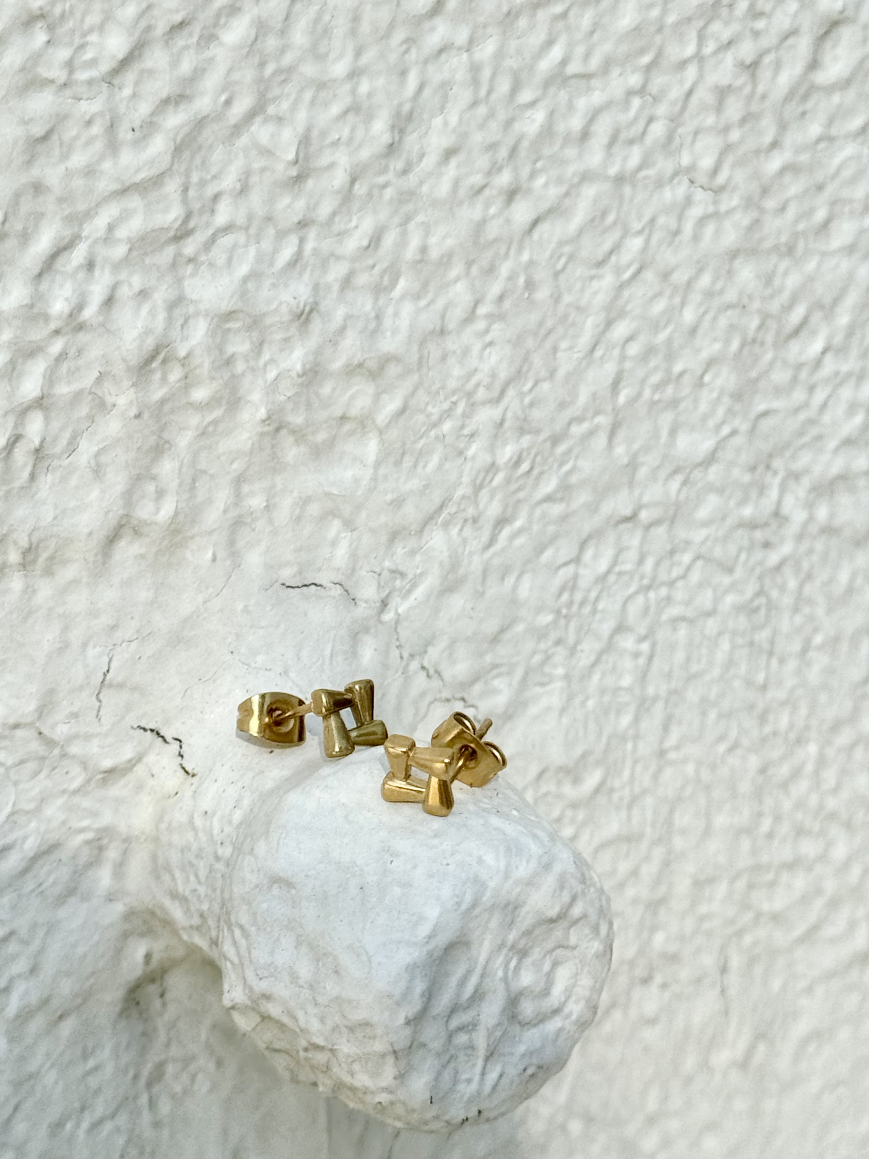 Gold puzzle stainless earring
