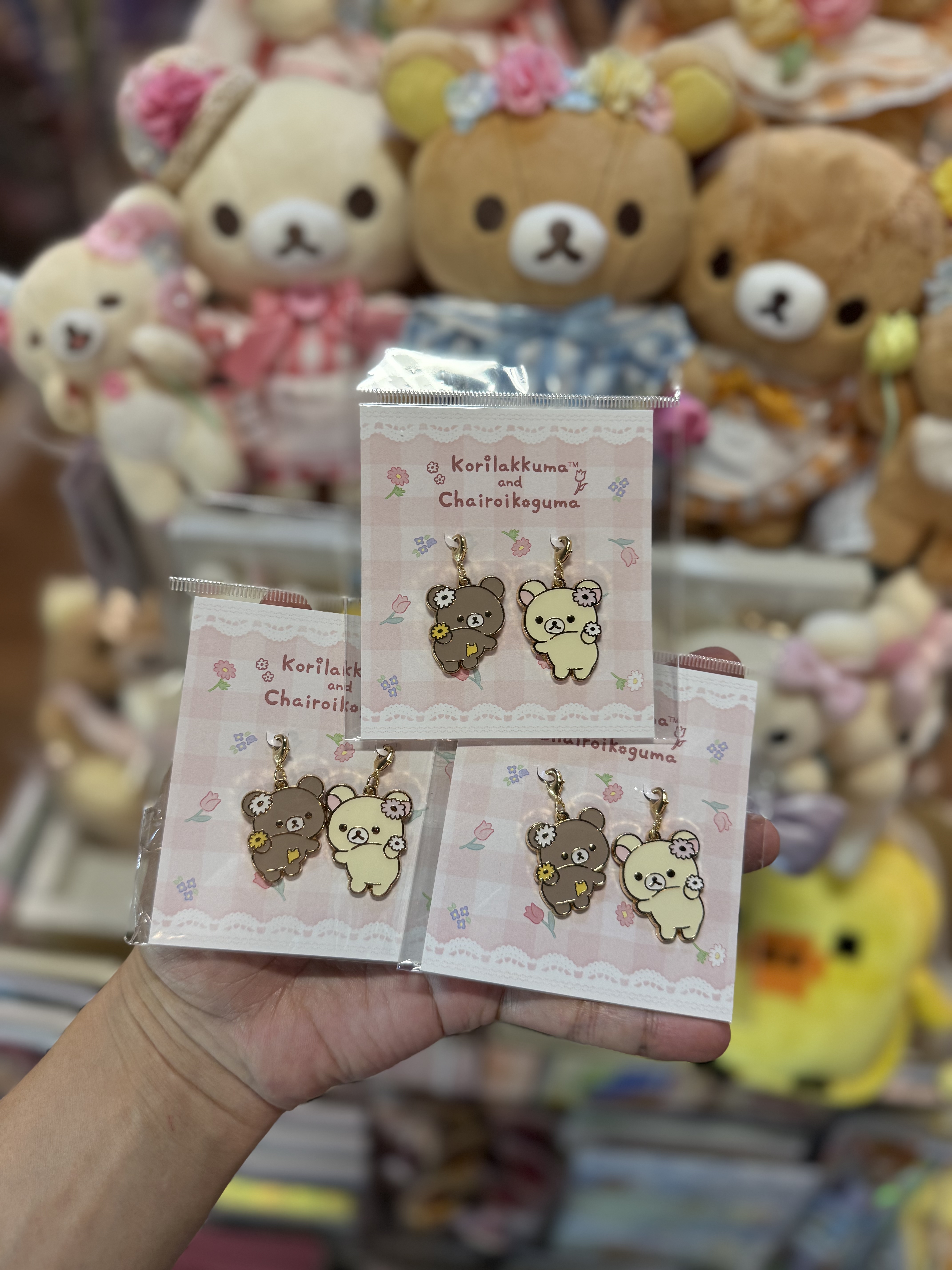 《現貨》全新日本有樂町pop up店限定 花花造型對裝扣仔