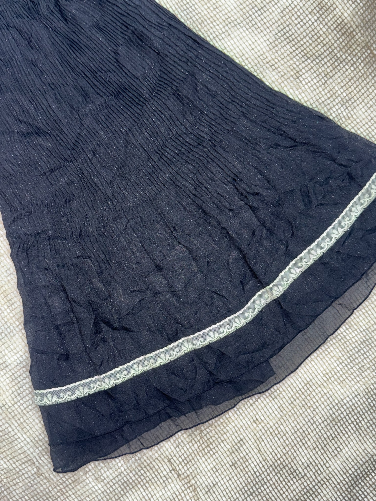 Y2K Black Glitter Pleated Skirt with Contrast White Lace Inlay