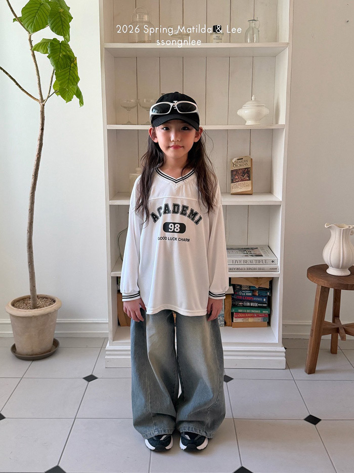 🇰🇷Matilda&Lee tee