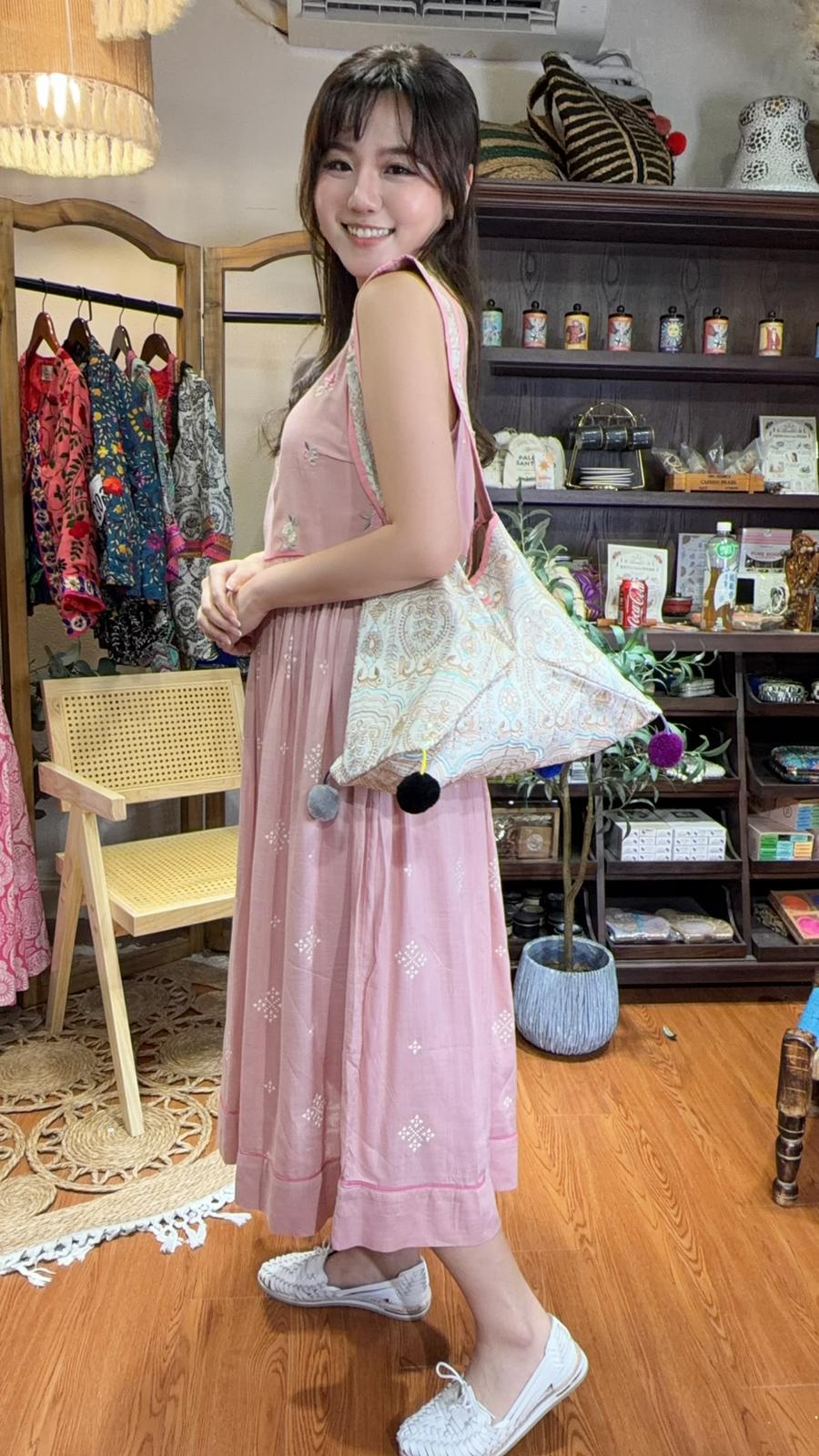 3067 Soft Pink Fafa Chest Emb Sleeeless OP 47.5"