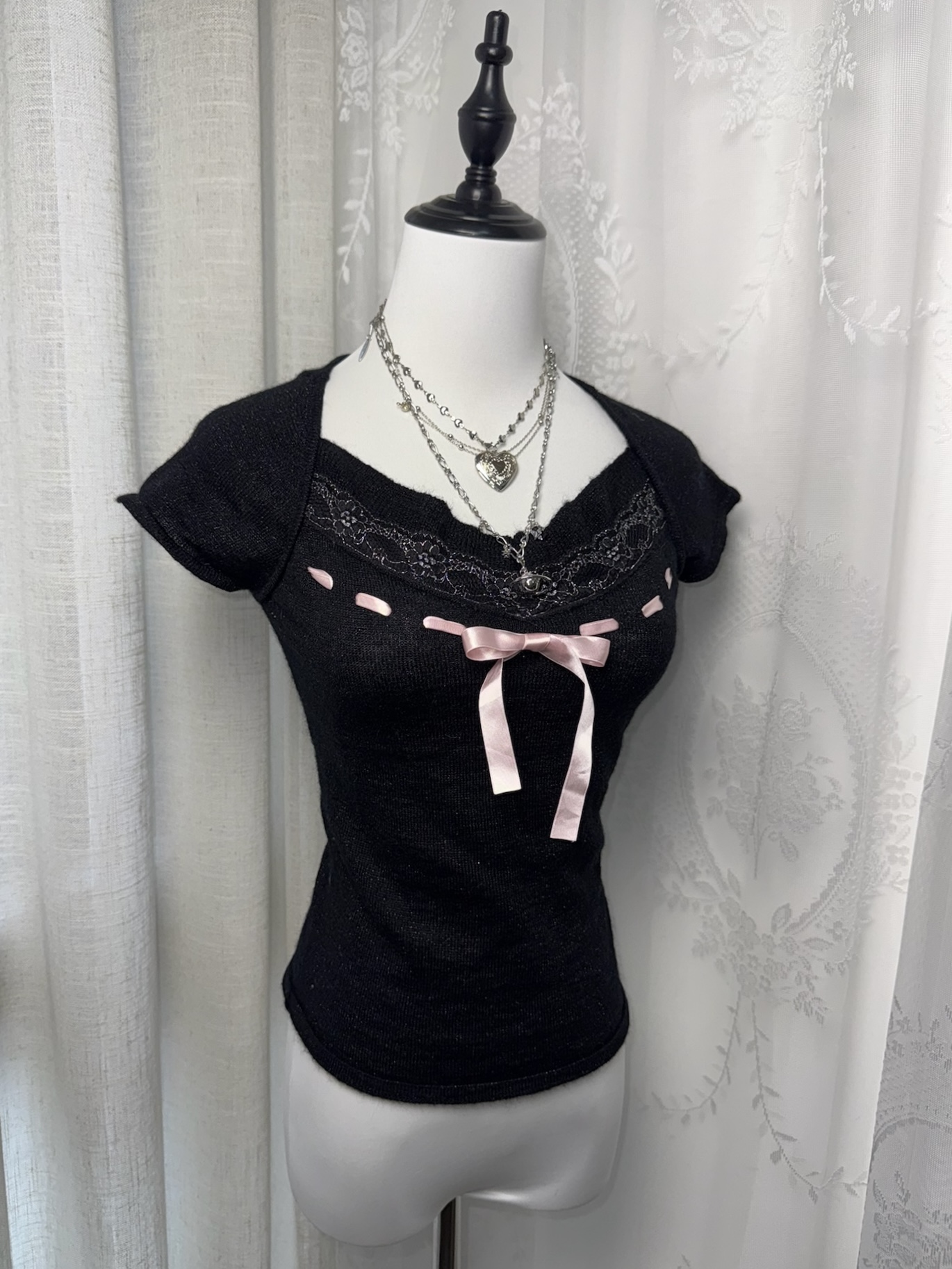 Dark Balletcore Ribbon-Weave Lace Cap-Sleeve Top