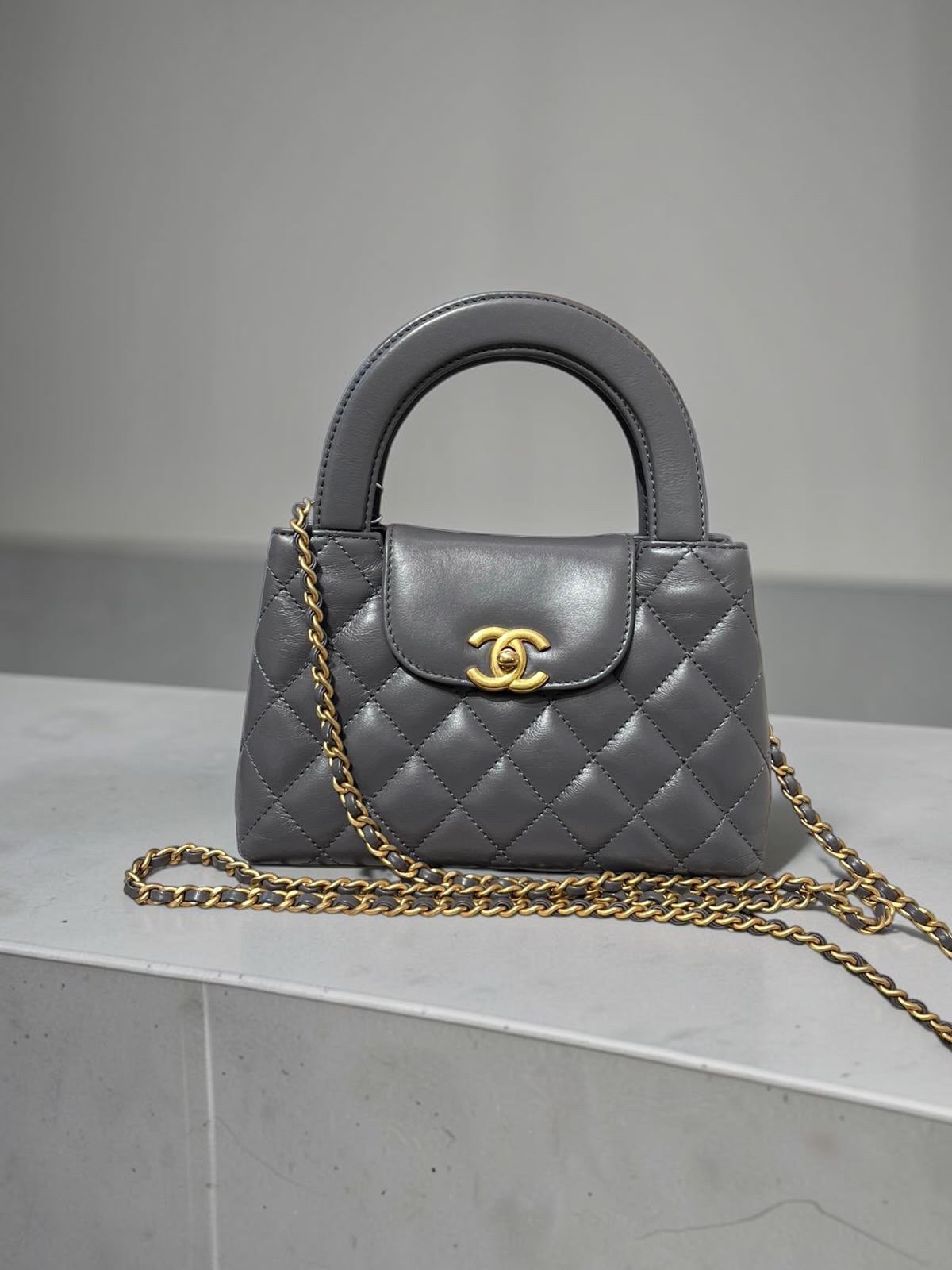Chanel Mini Kelly Grey Calfskin 100Authentic , 98%New ✅收據副本✅晶片✅Dust bag ✅Box