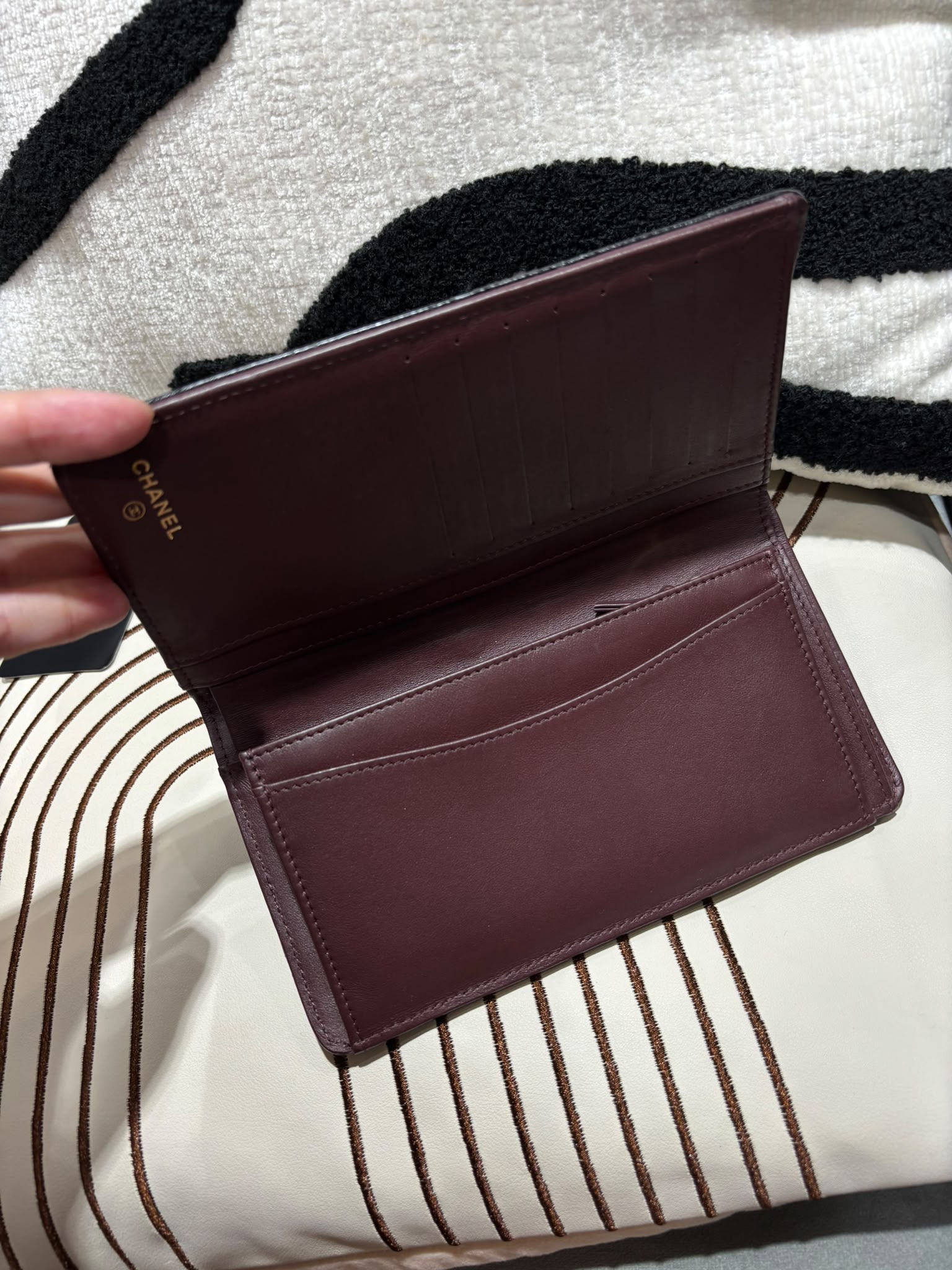 Chanel Wallet 黑色荔枝牛皮 100%Authentic, 95%New ✅25貼✅box