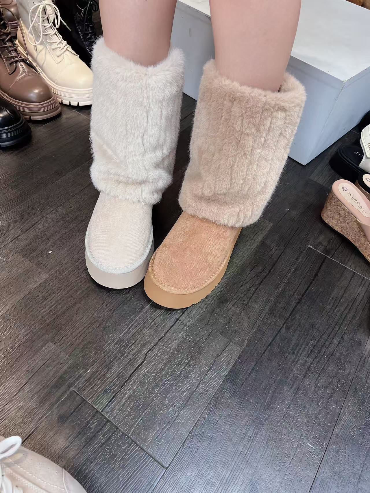 TA66 雪地毛毛袜套靴