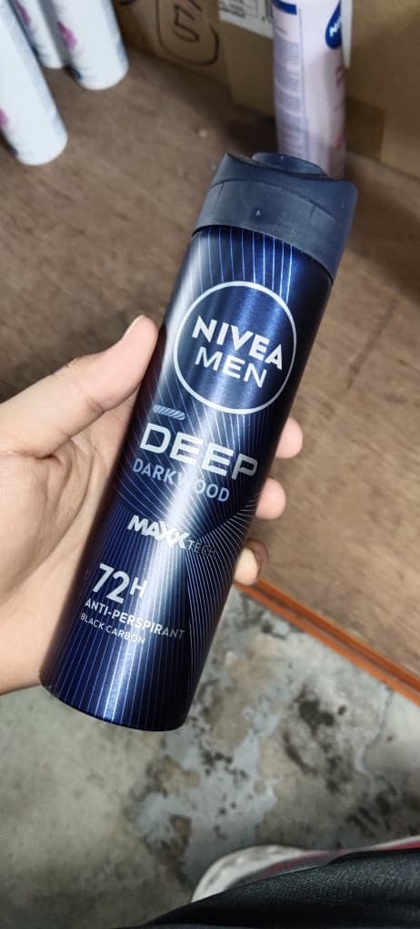 Nivea Men Deodorant Spray 150ml - Deep Darkwood