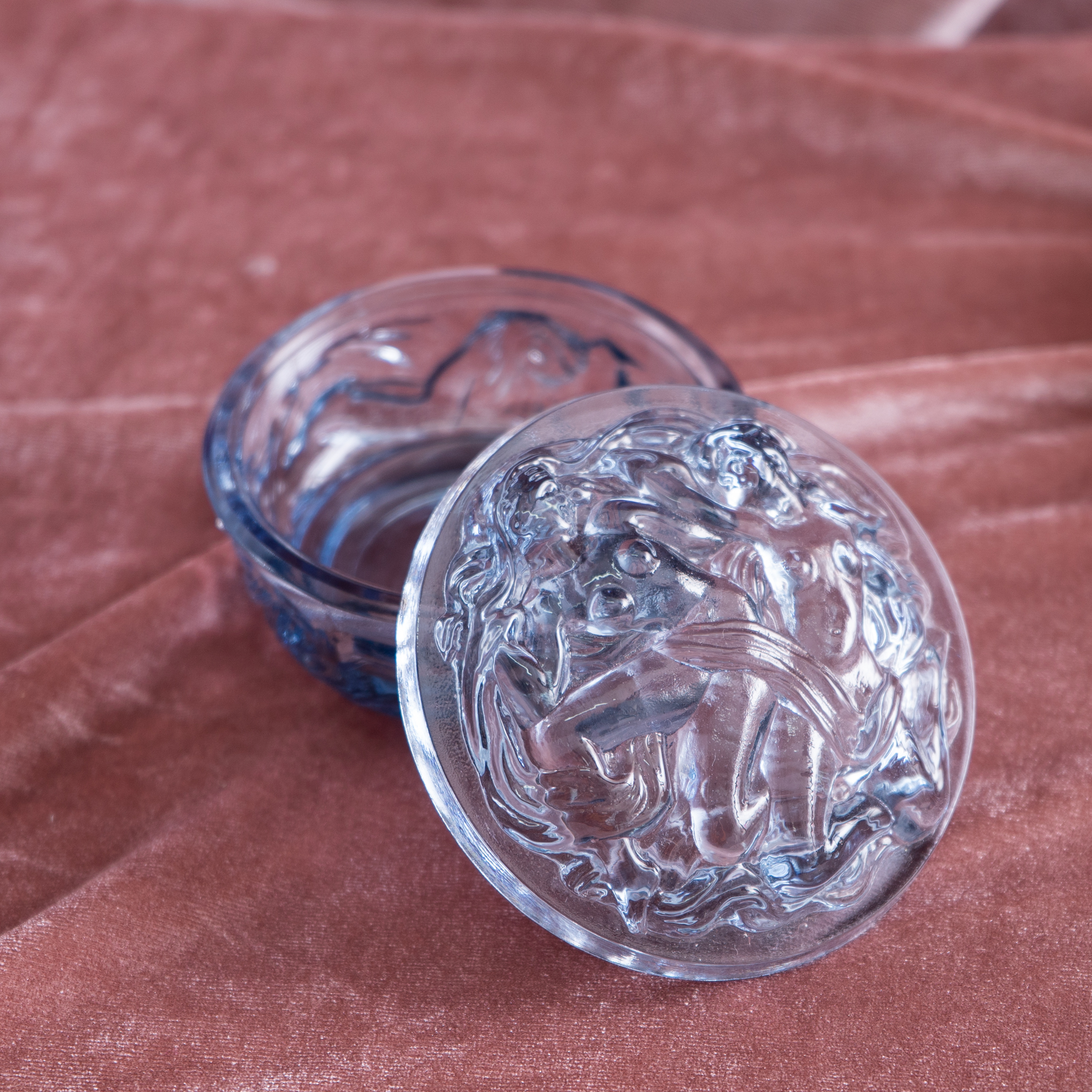 Rare! C.a. 1960s Vintage New Old Stock West German Women Sculpture Purplish Grey Glass Art Trinket Box(MZ017)