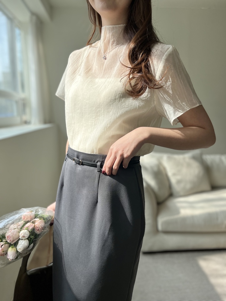 Airy Sheer Crinkle Top (Ivory)