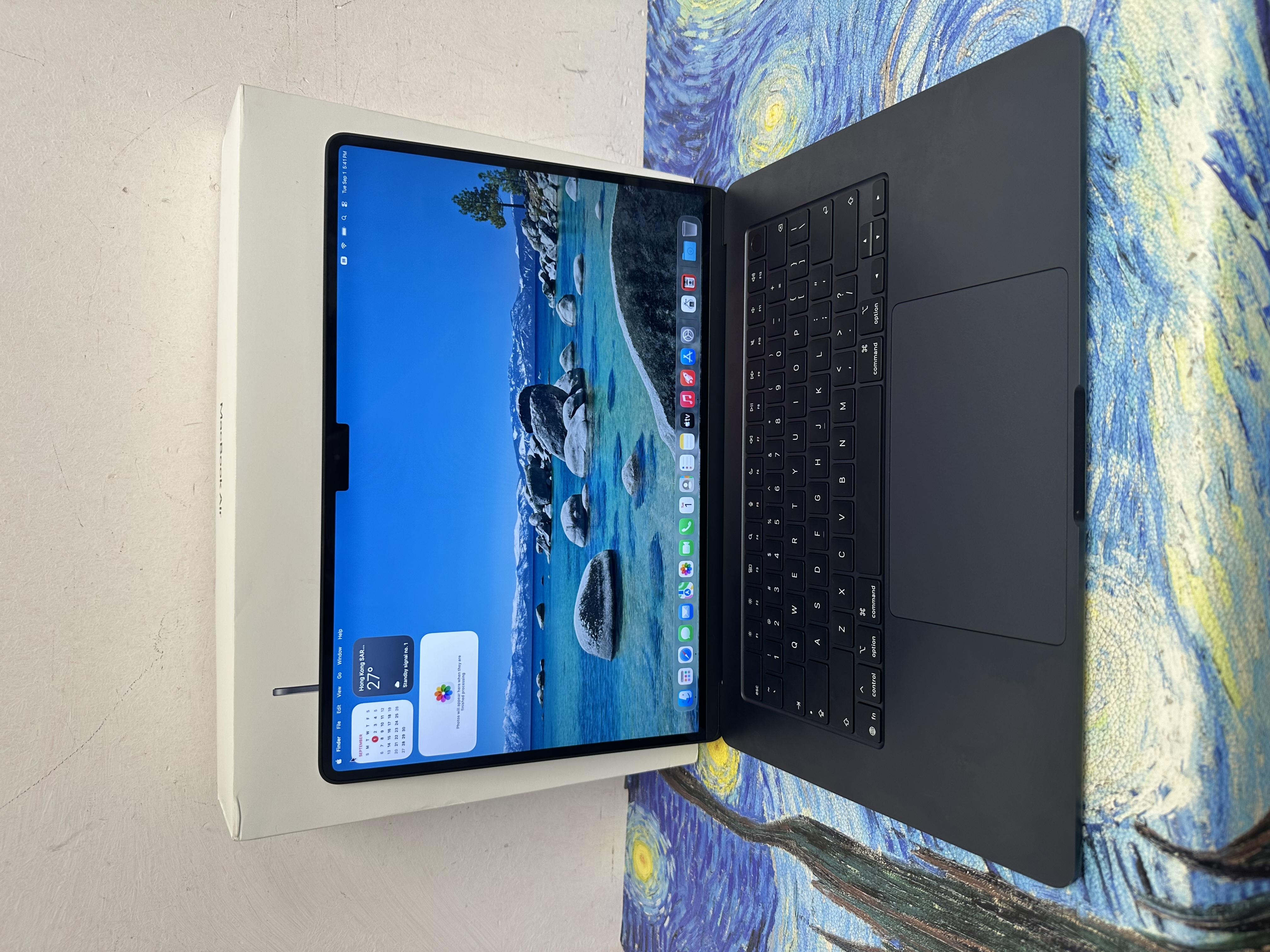 #6110 APPLE  MacBook Air M5 2026 M5 CPU/ 16GB Ram/512GB SSD/10核心GPU/Liquid Retina Mon/15吋/藍色/Gaming Laptop / Notebook / 超強續航能力/ 原廠保養/ 文書機 / 畫圖 / 剪片 / Movie / Netflix / 香港行貨✨