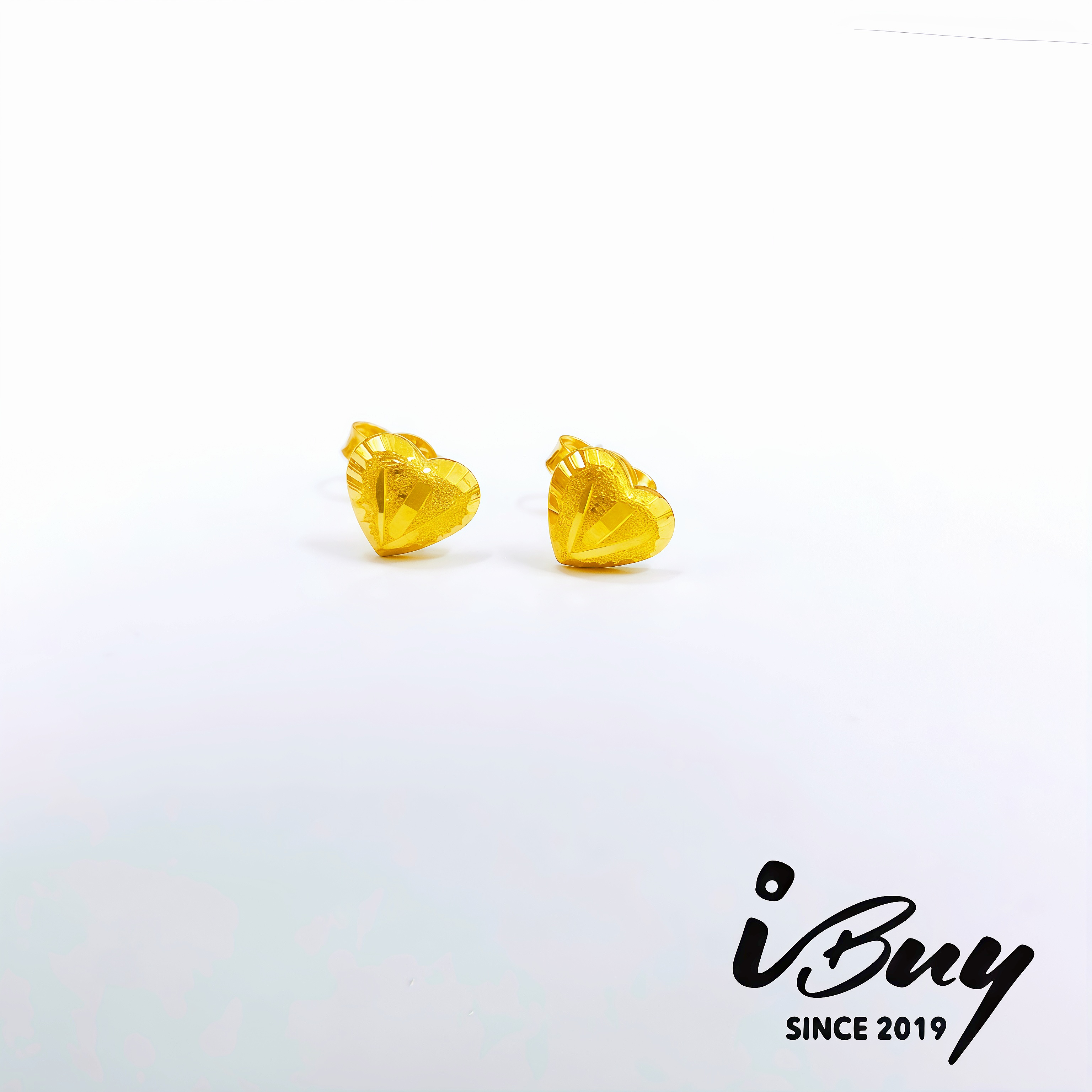 916 GOLD 3 LINE LOVE EAR STUD 916 金 三光行爱心耳钉