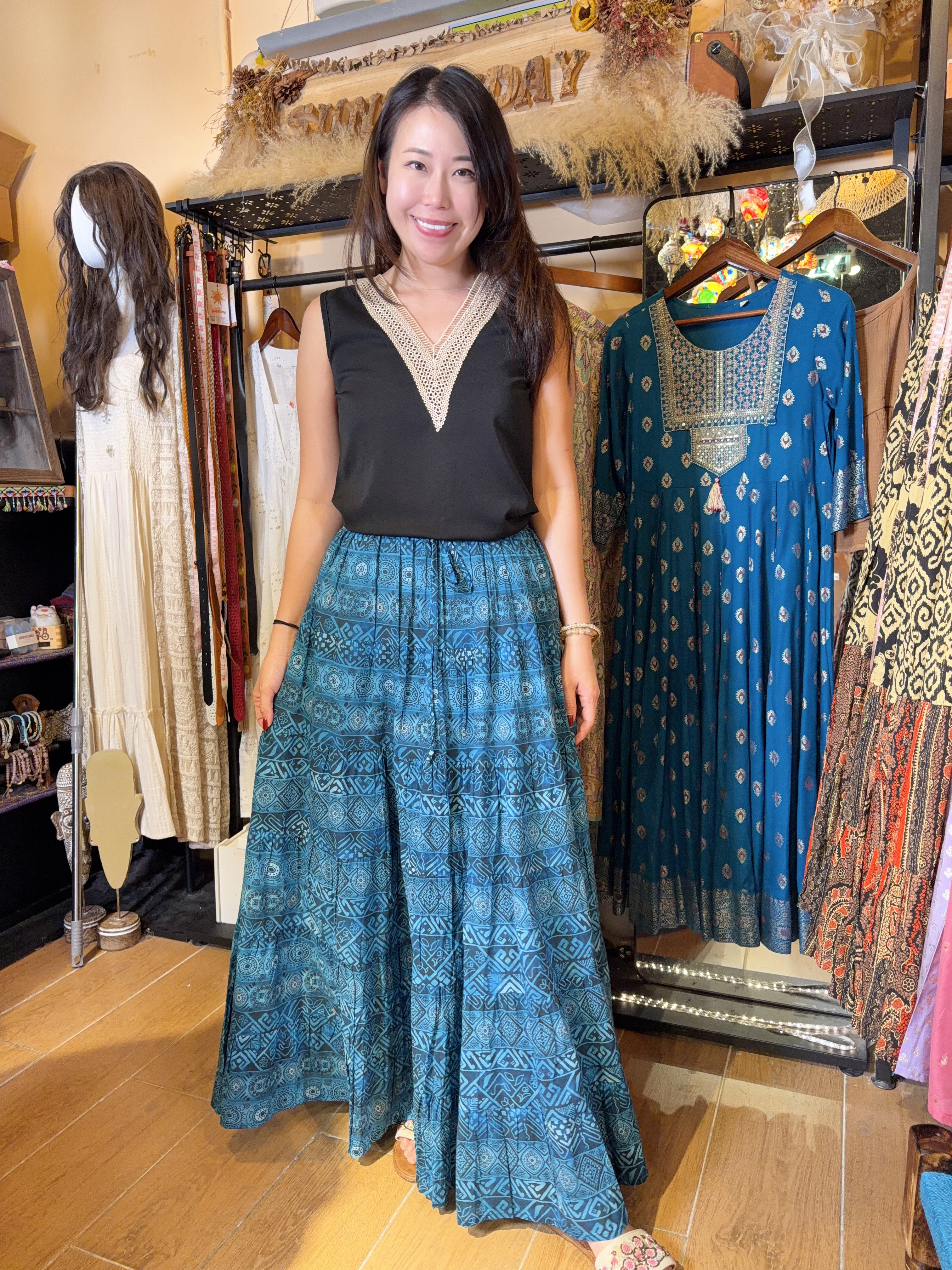 1652 Blue Gradient Cotton 6-layer Skirt (Twin Pocket) 39"