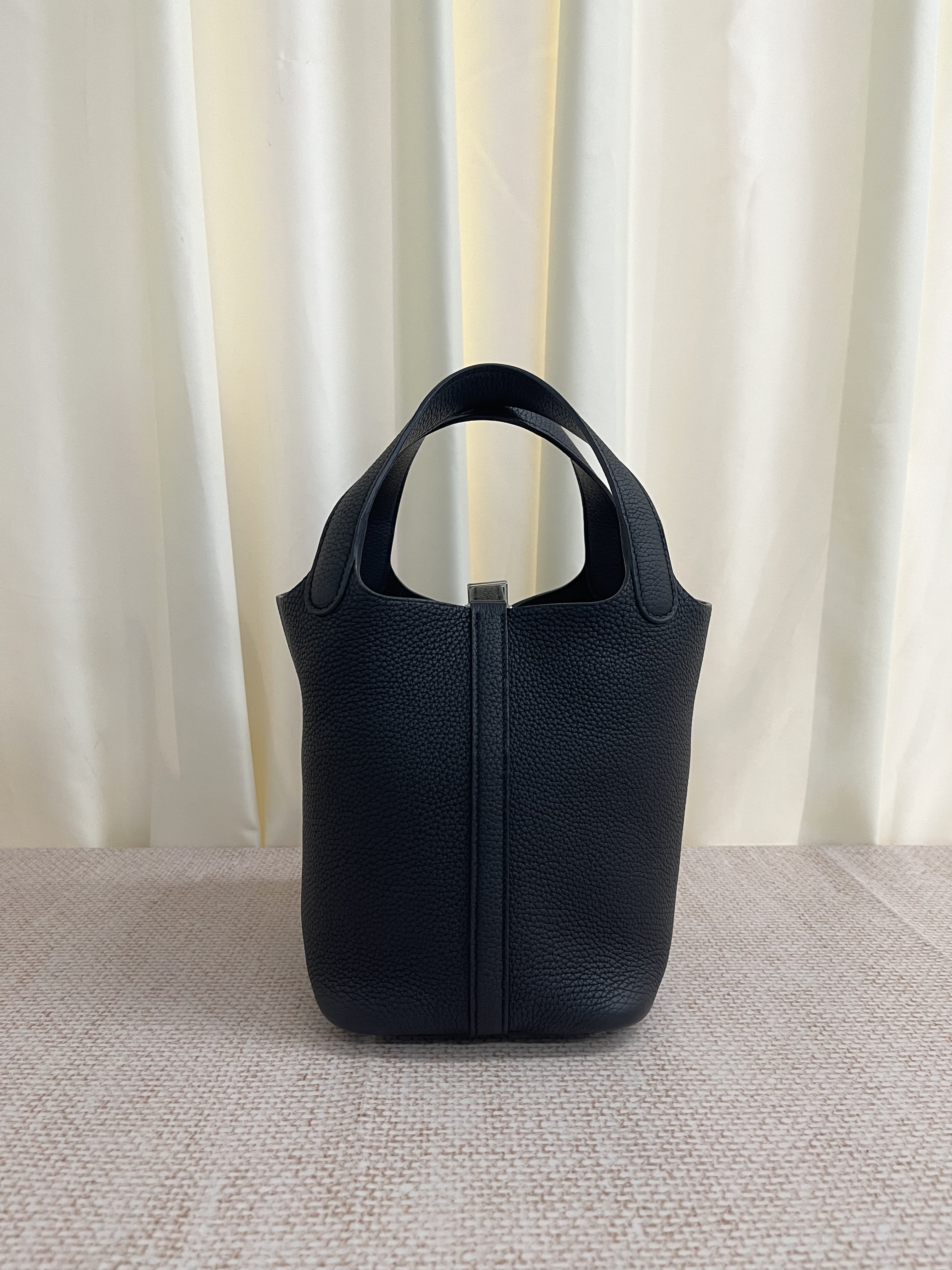 Pre-owned Hermes P18/ Stamp D/ Product Code: 26031706