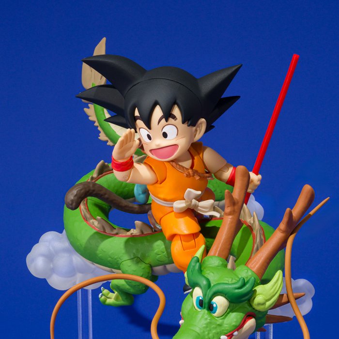 SHF Dragon Ball Goku & Dragon 40th Anniversary Edition
