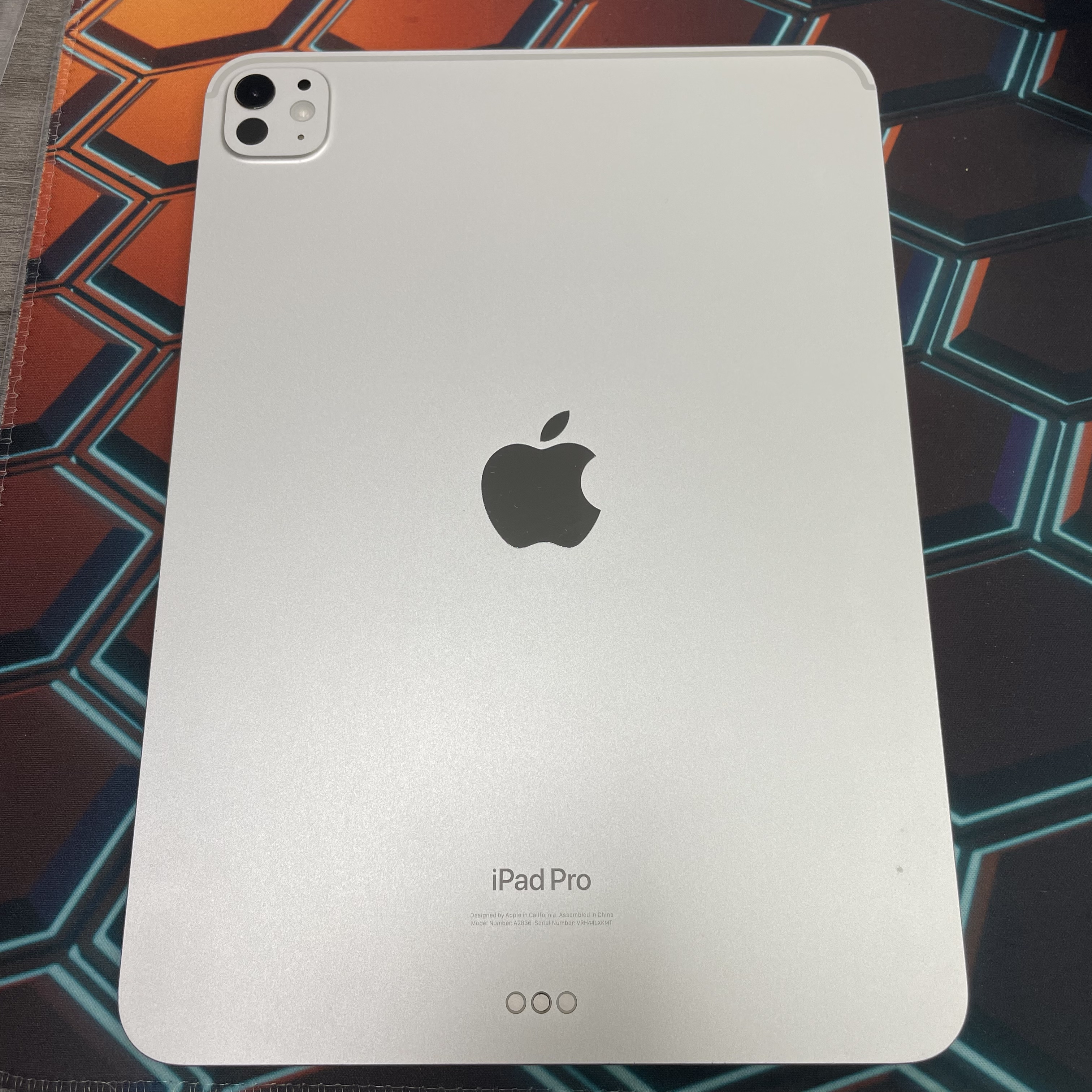 *784784 iPad Pro 5 11吋 M4 勁靚機 256GB WIFI版 銀色 sliver