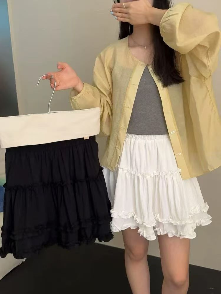 滑滑爽身料木耳花邊半截裙(腰25~38寸 長22寸)