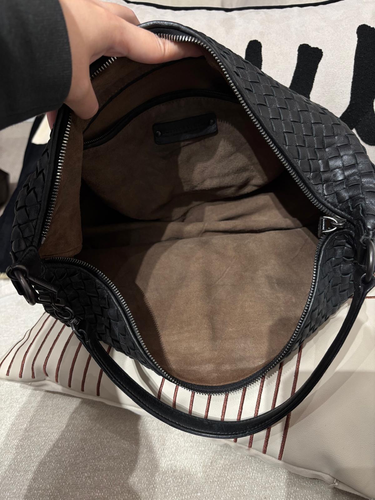 Bottega Veneta BV hobo bag  100%Authentic,95%new✅dust bag