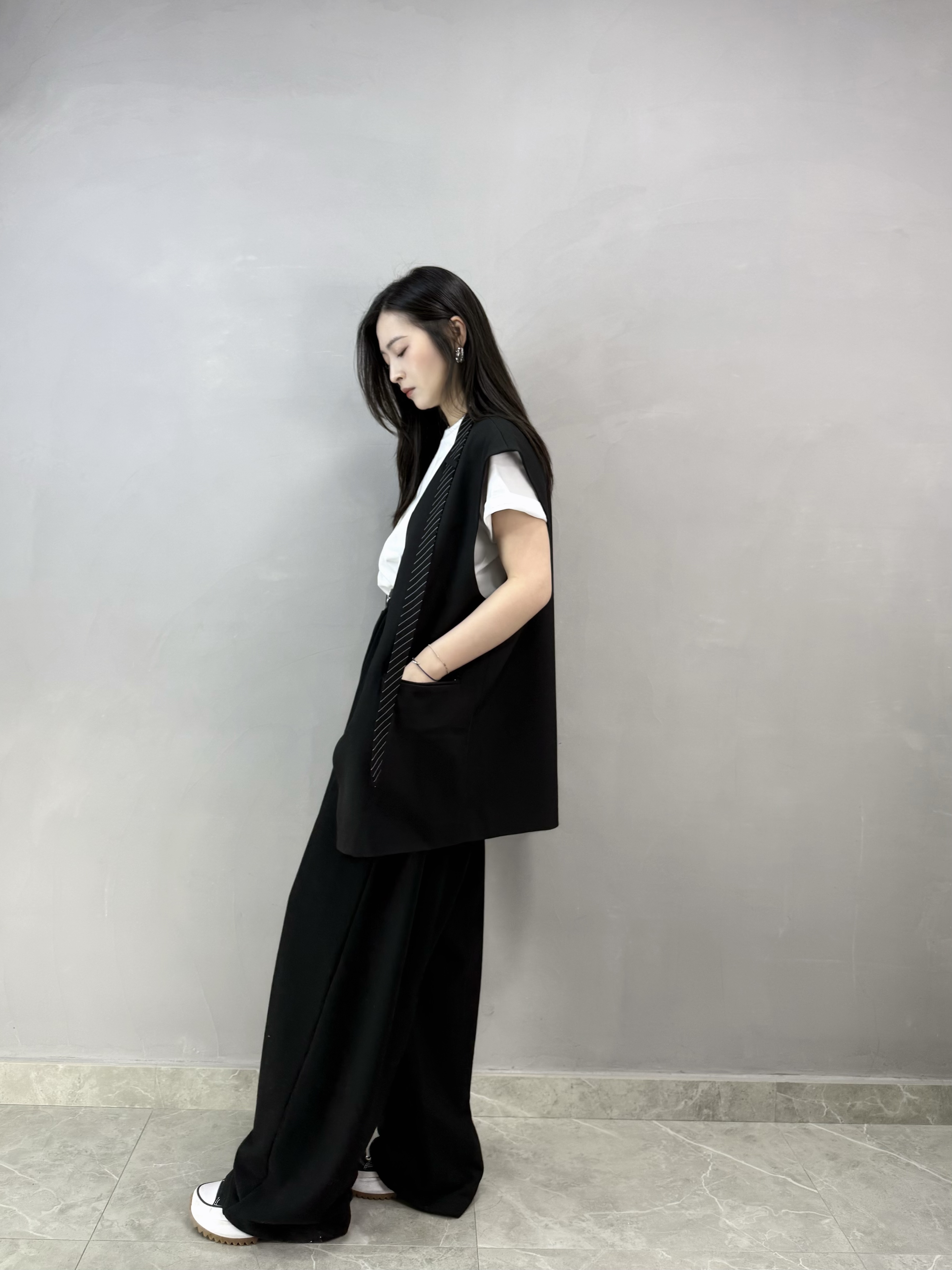 I70 領呔背心西裝褸